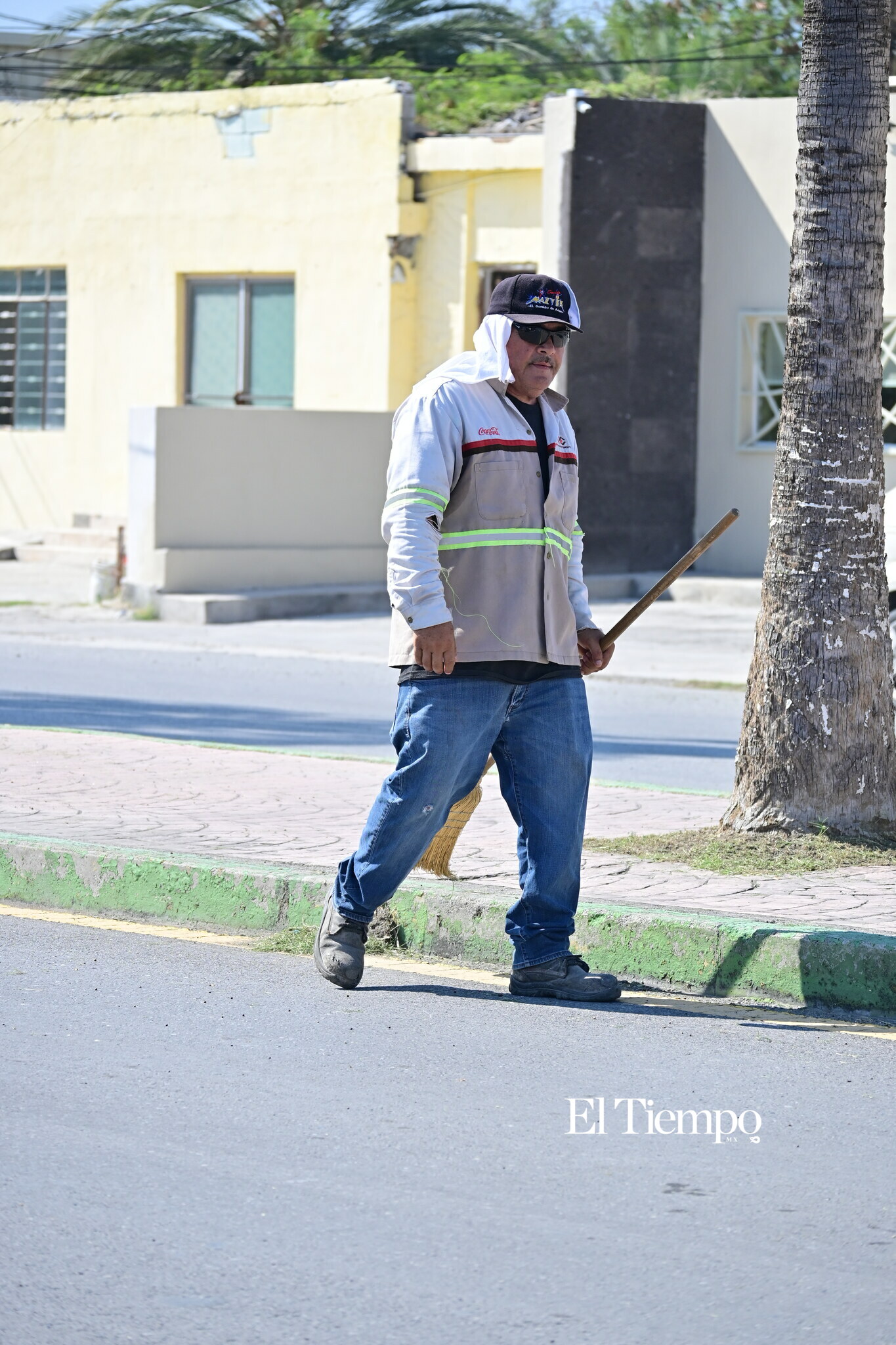 "Los que mantienen la ciudad en marcha"