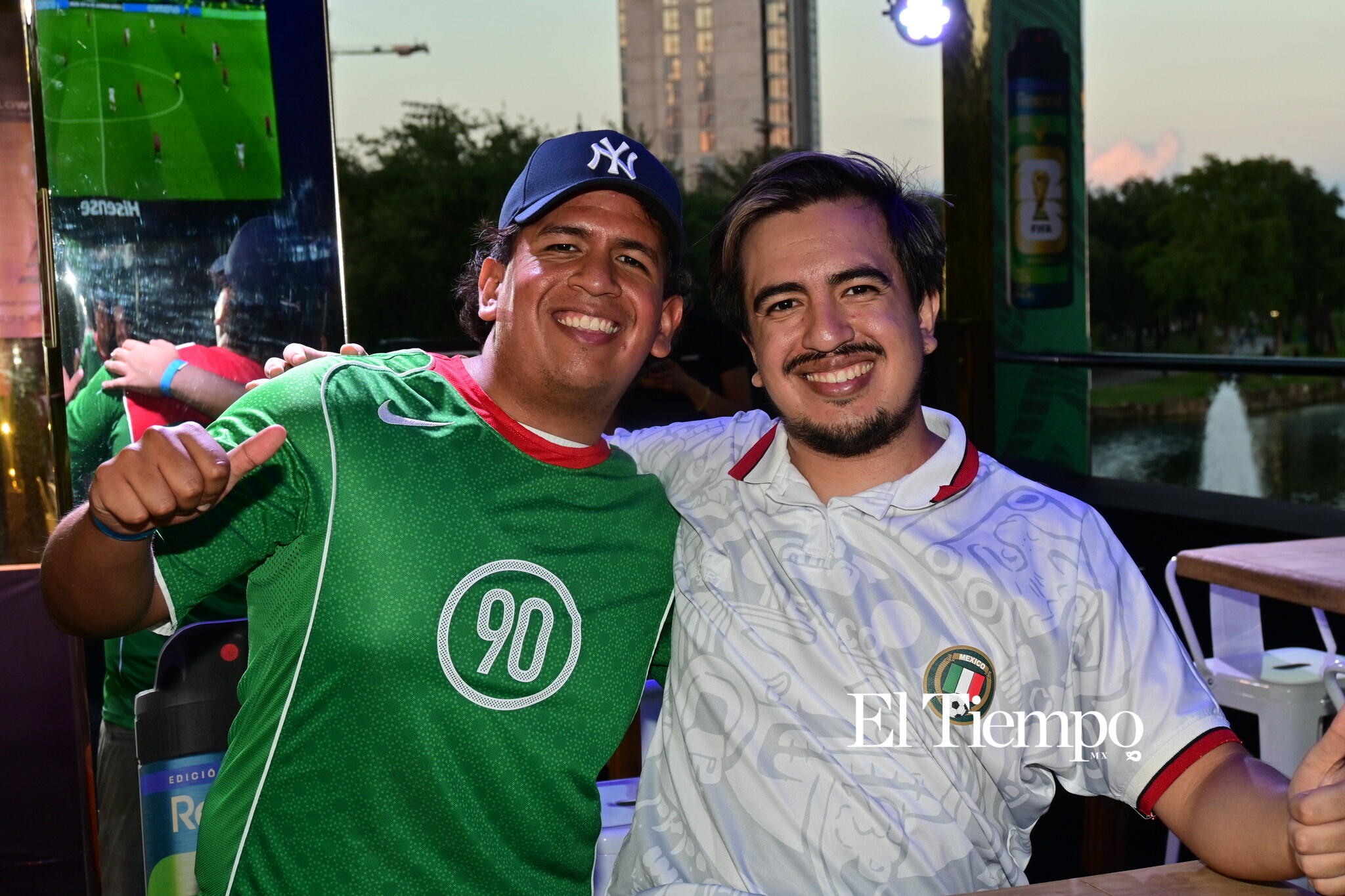 La fiesta que no se vio en la cancha: así vivió Monterrey el triunfo de México