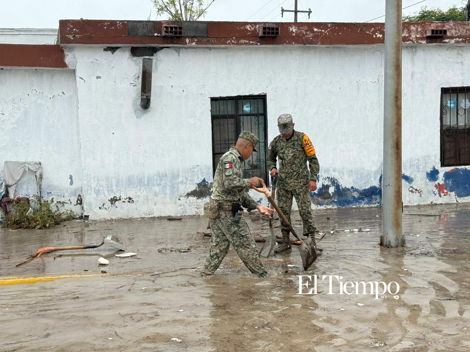 Lluvias activan auxilio militar y paralizan actividades en la Región Centro