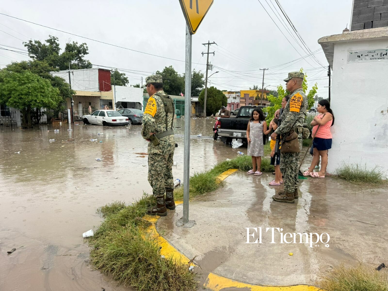 Lluvias activan auxilio militar y paralizan actividades en la Región Centro