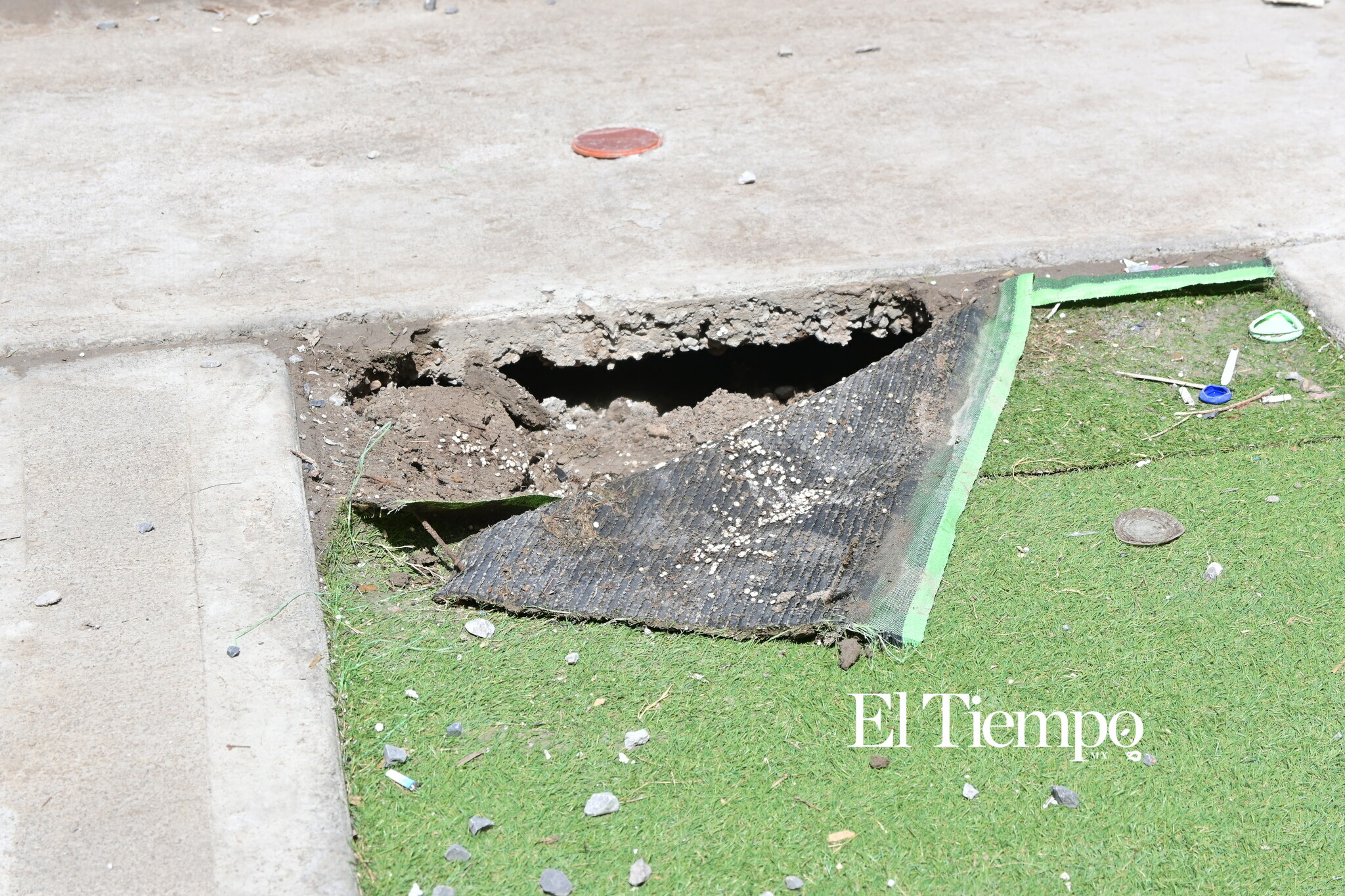 Entre humedad y grietas: el rastro que dejó la lluvia
