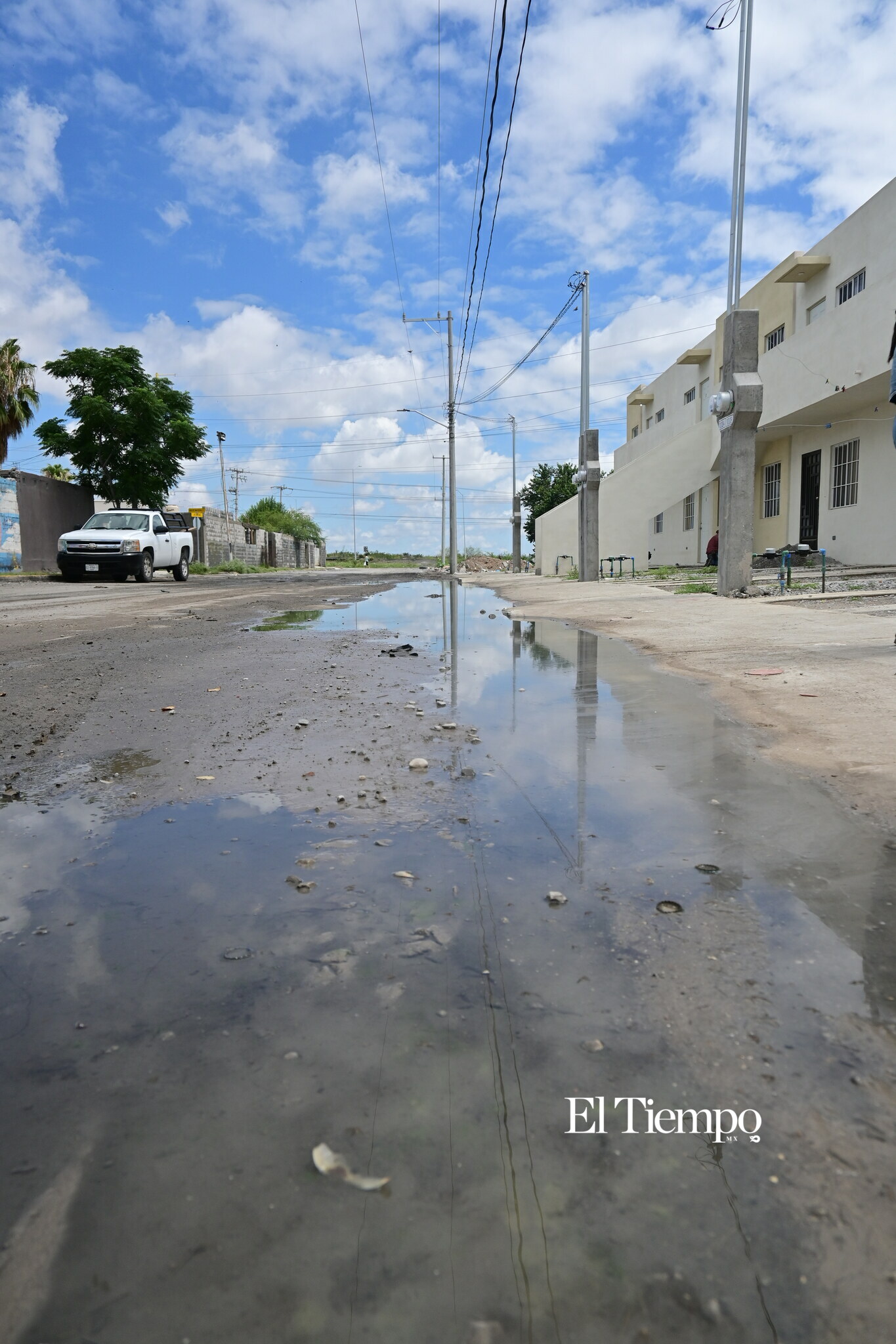 Entre humedad y grietas: el rastro que dejó la lluvia
