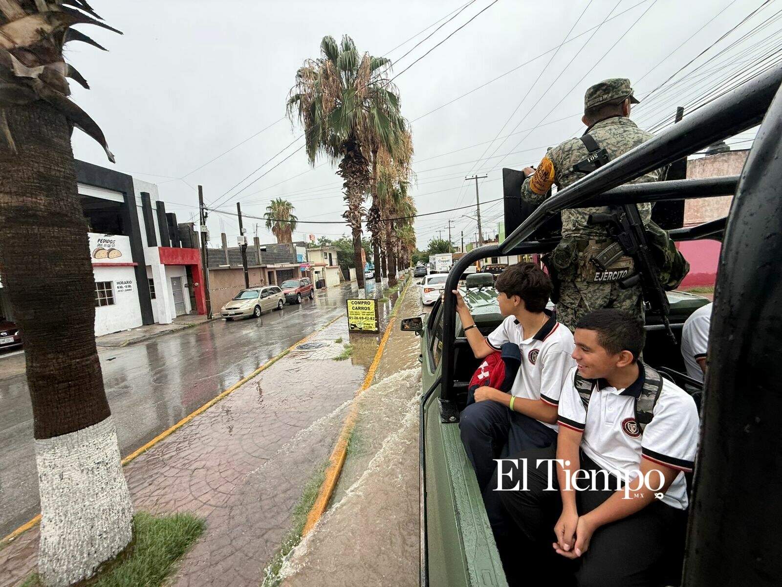 Lluvias activan auxilio militar y paralizan actividades en la Región Centro