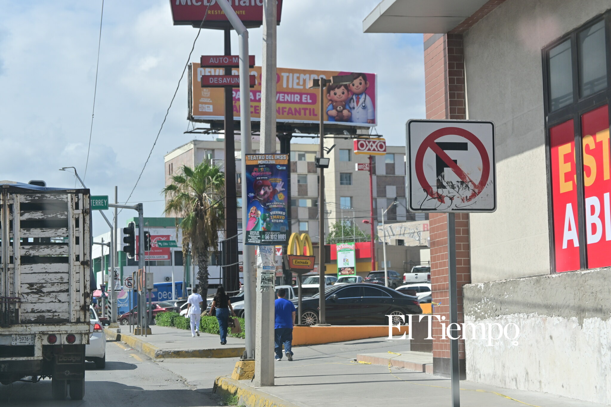 Van más de 500 multas por estacionarse en zonas prohibidas