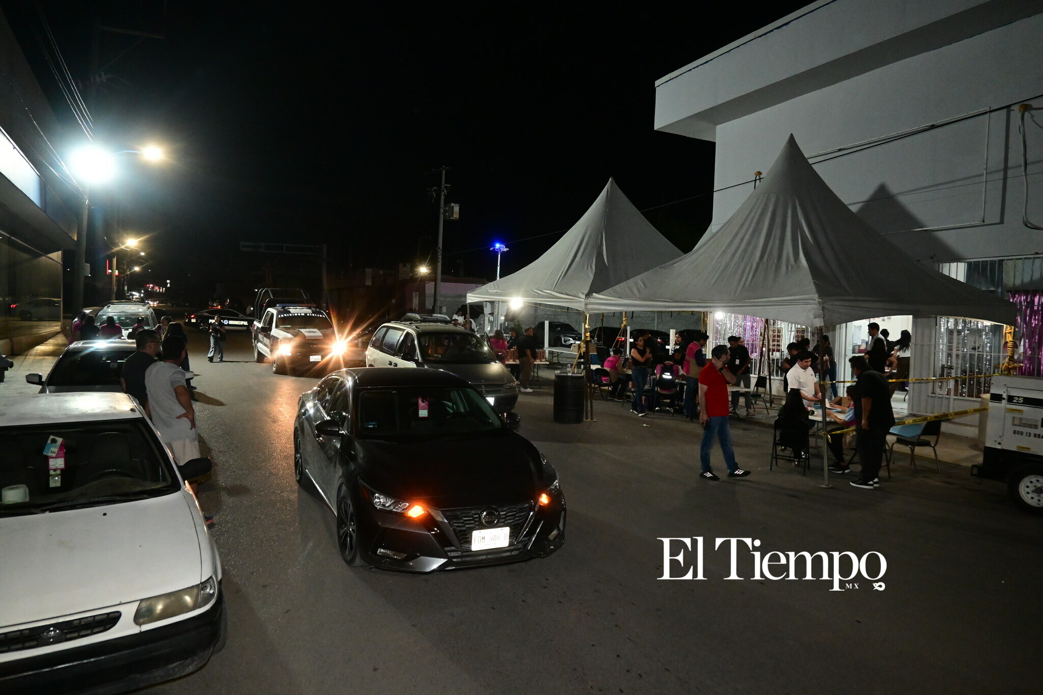 Llegada de paquetes electorales al IEC en Monclova