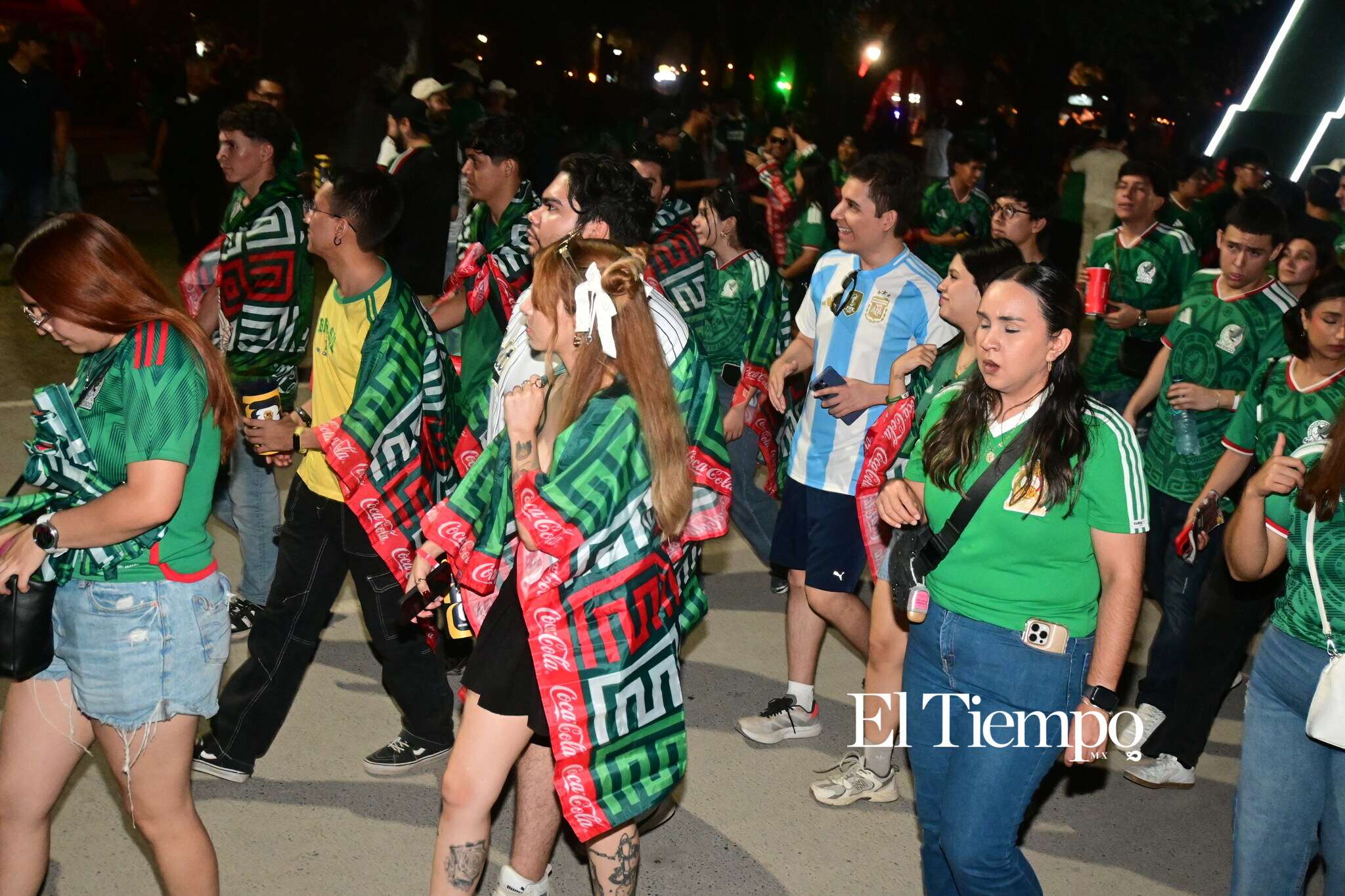 La fiesta que no se vio en la cancha: así vivió Monterrey el triunfo de México