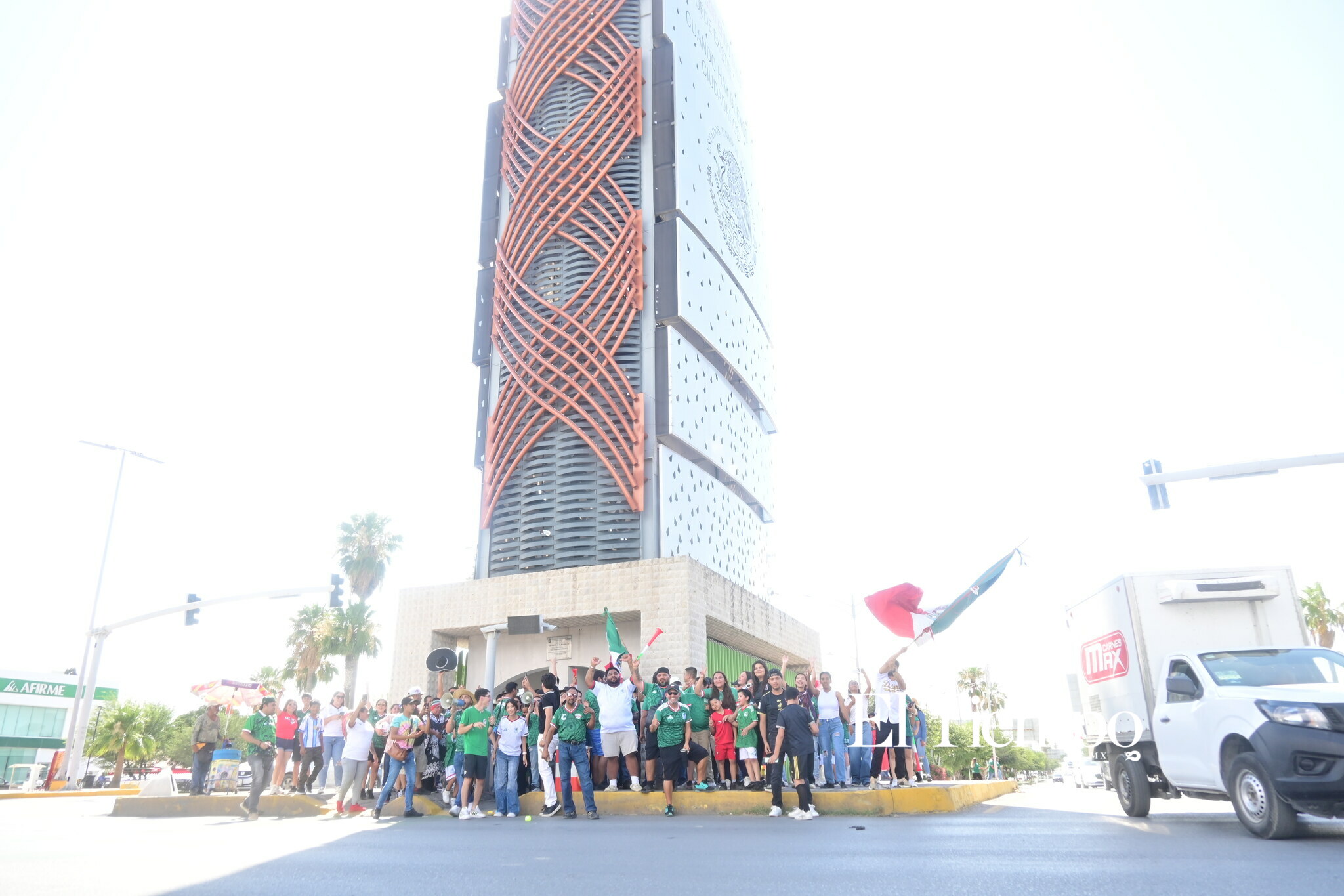 Monclova y Frontera celebran el triunfo del Tri