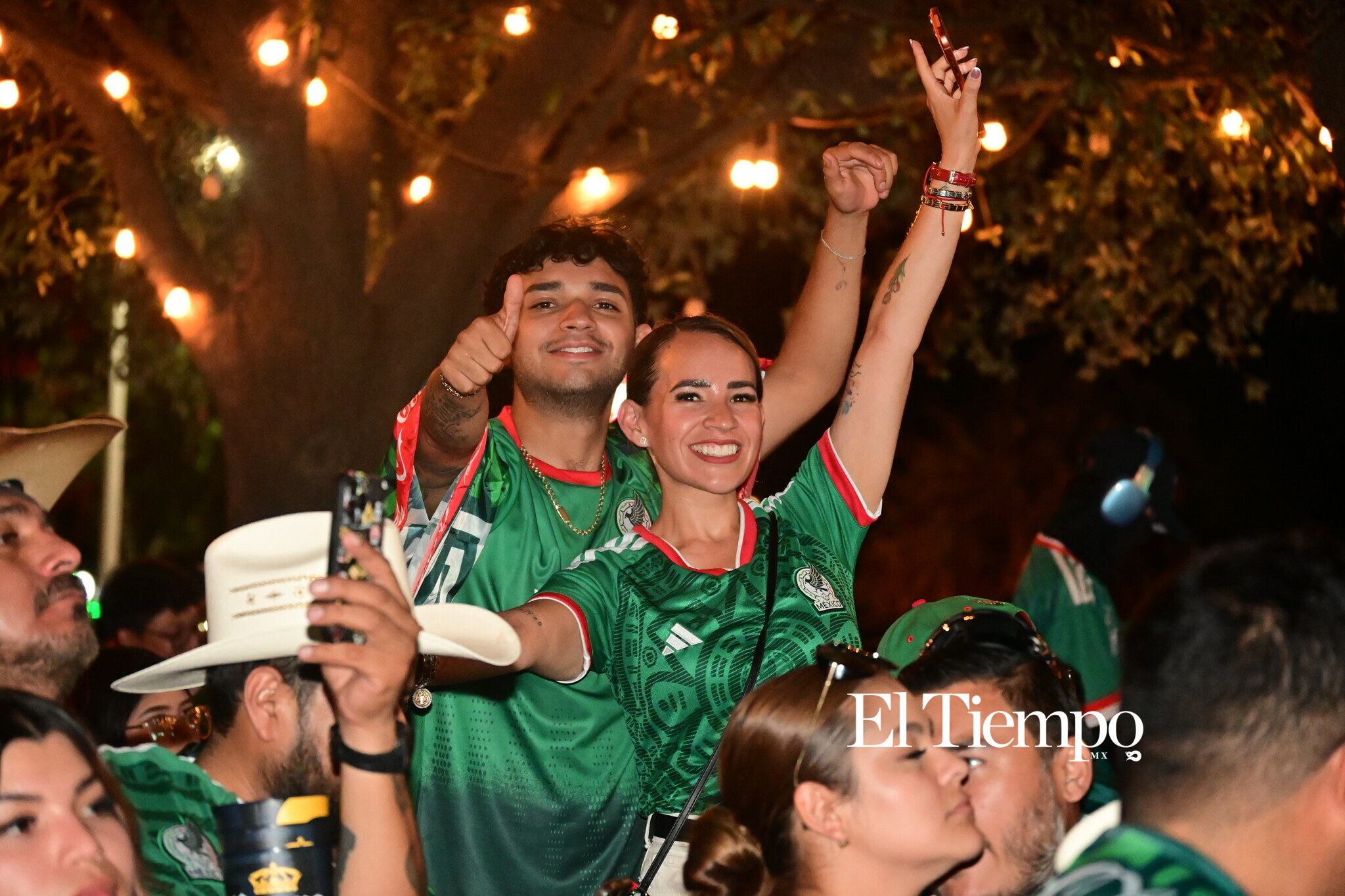 La fiesta que no se vio en la cancha: así vivió Monterrey el triunfo de México