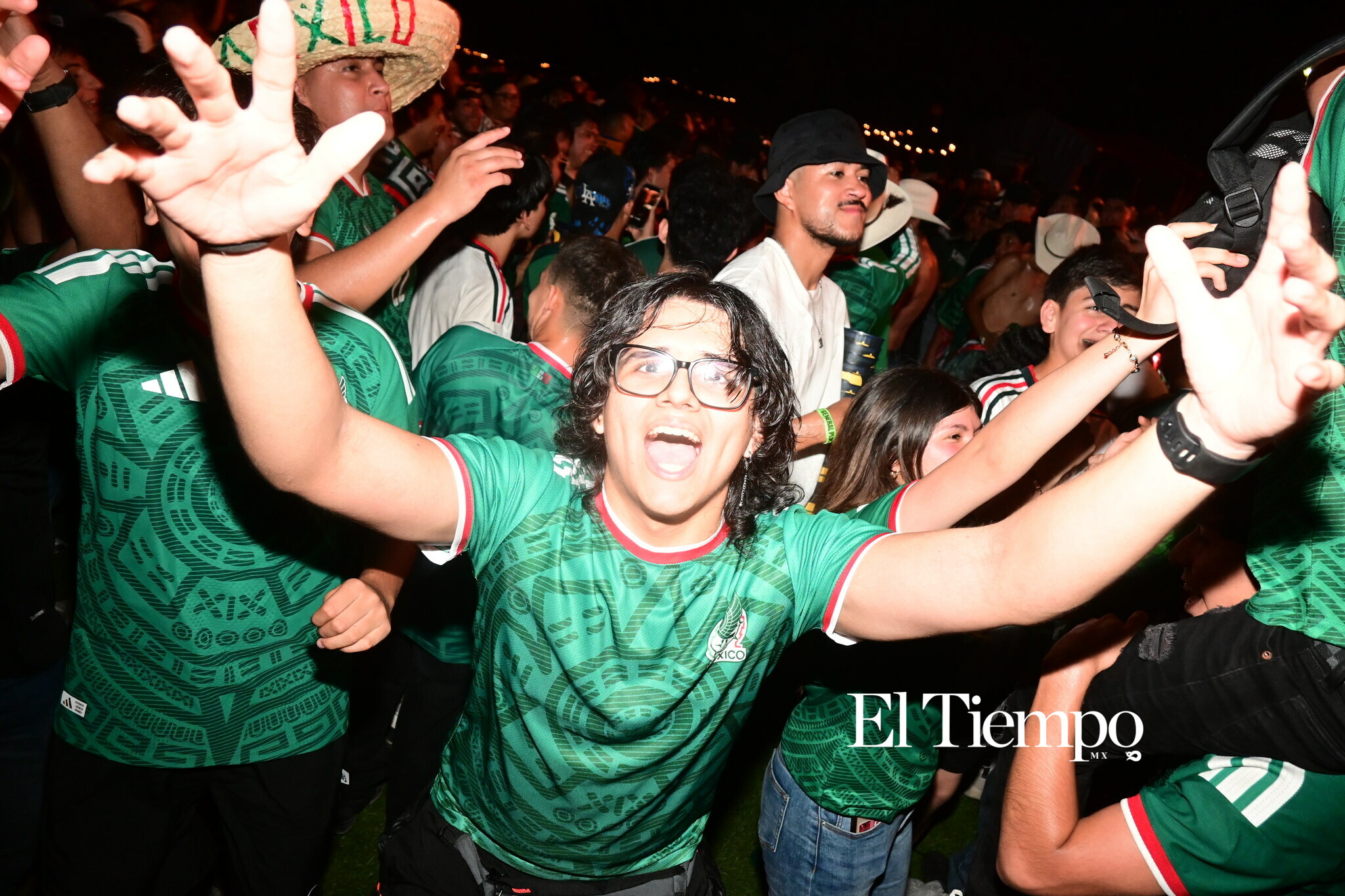 La fiesta que no se vio en la cancha: así vivió Monterrey el triunfo de México