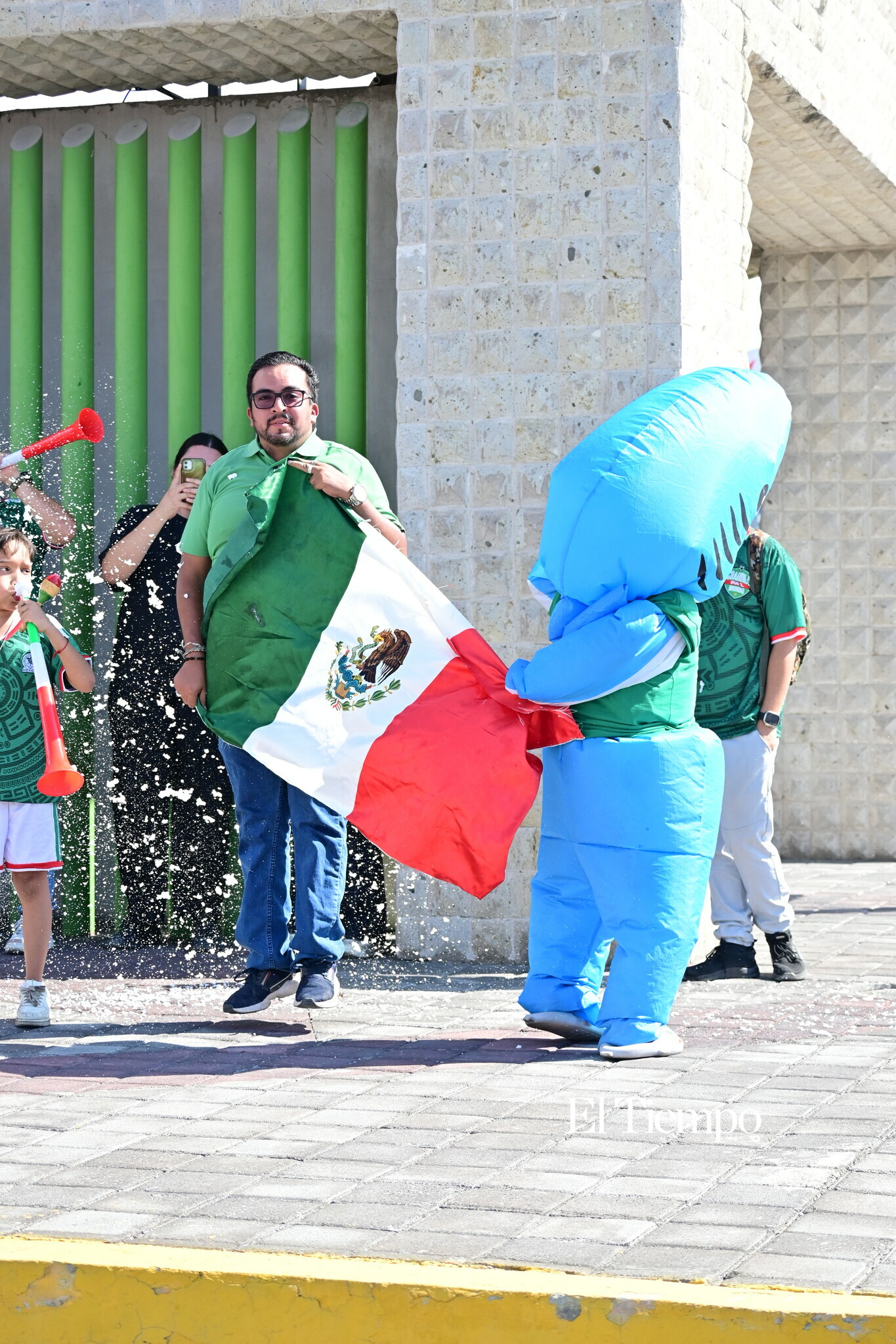 Monclova y Frontera celebran el triunfo del Tri