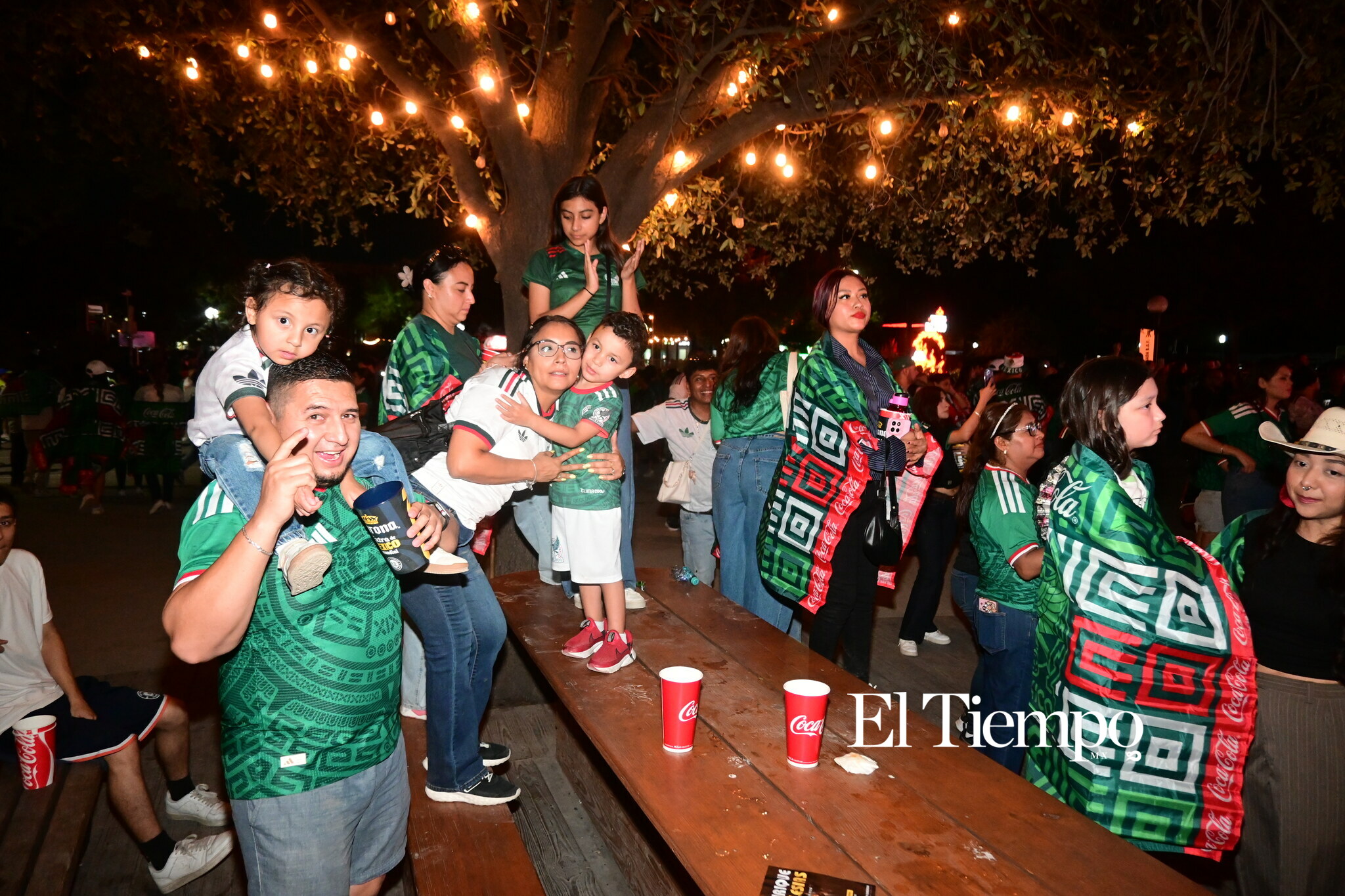 La fiesta que no se vio en la cancha: así vivió Monterrey el triunfo de México