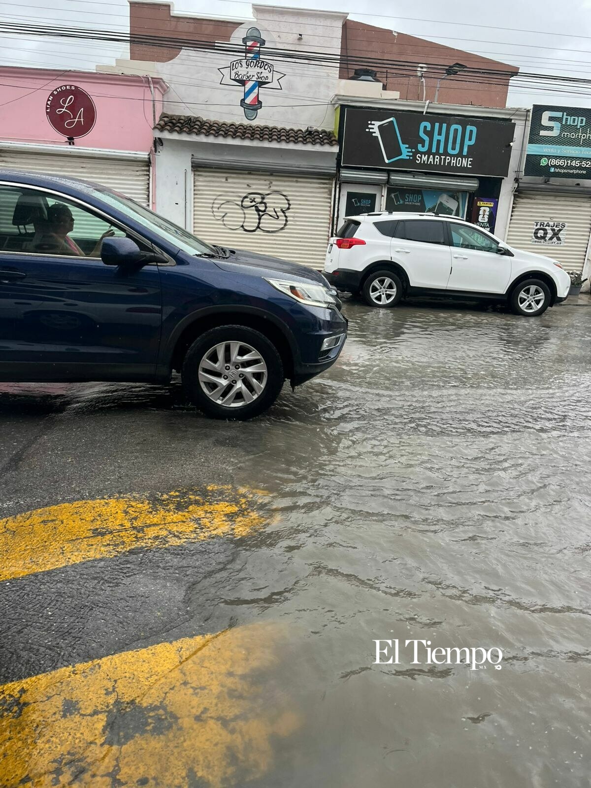 Bajo el agua: las imágenes de una jornada de emergencia
