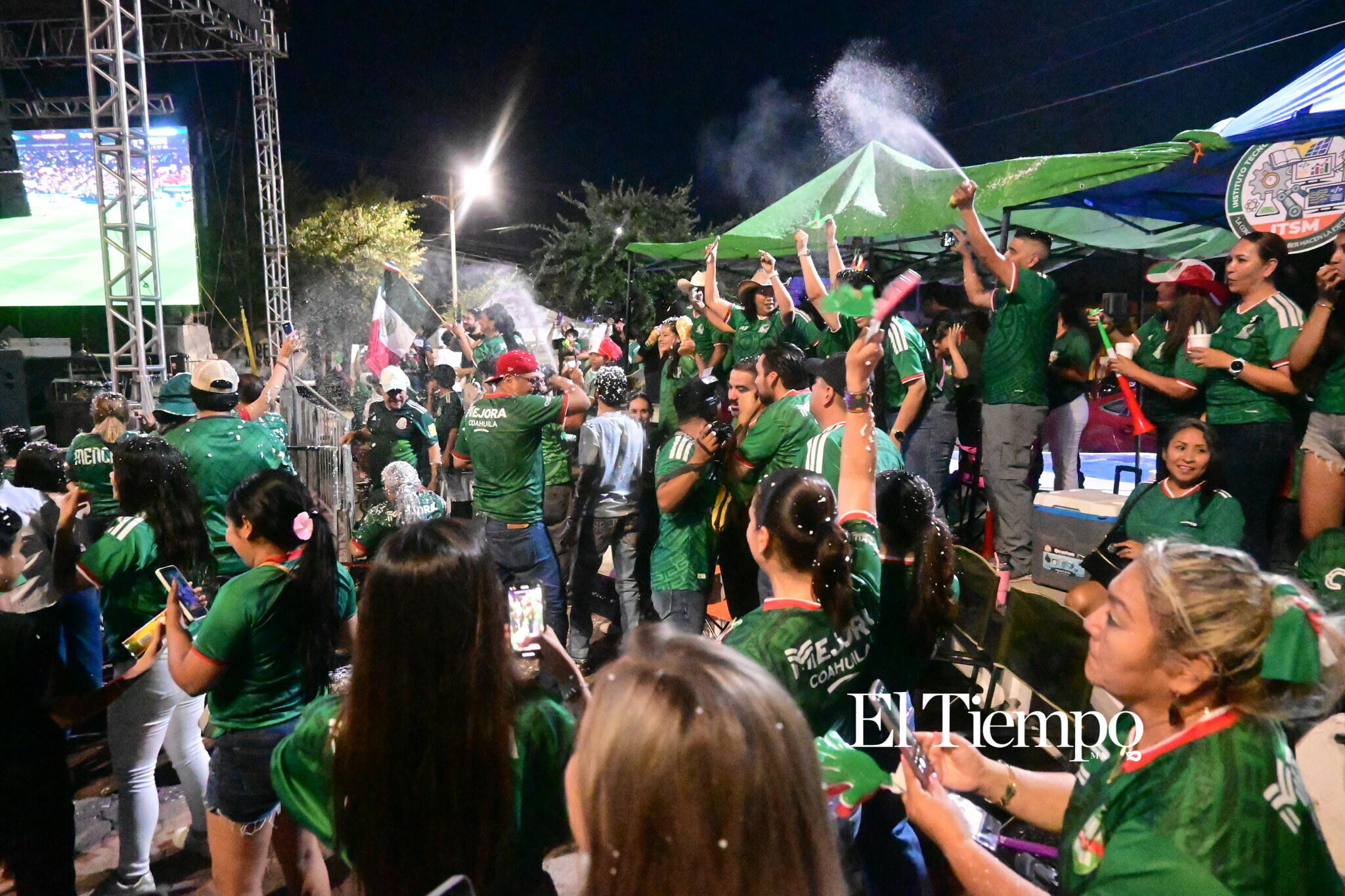 Monclova vivió una noche de auténtica pasión futbolera.