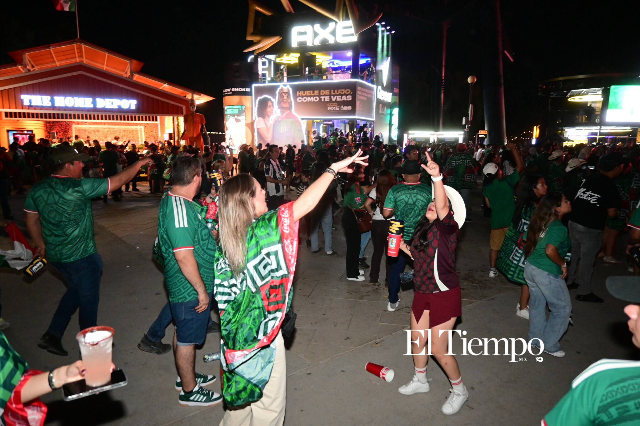 La fiesta que no se vio en la cancha: así vivió Monterrey el triunfo de México