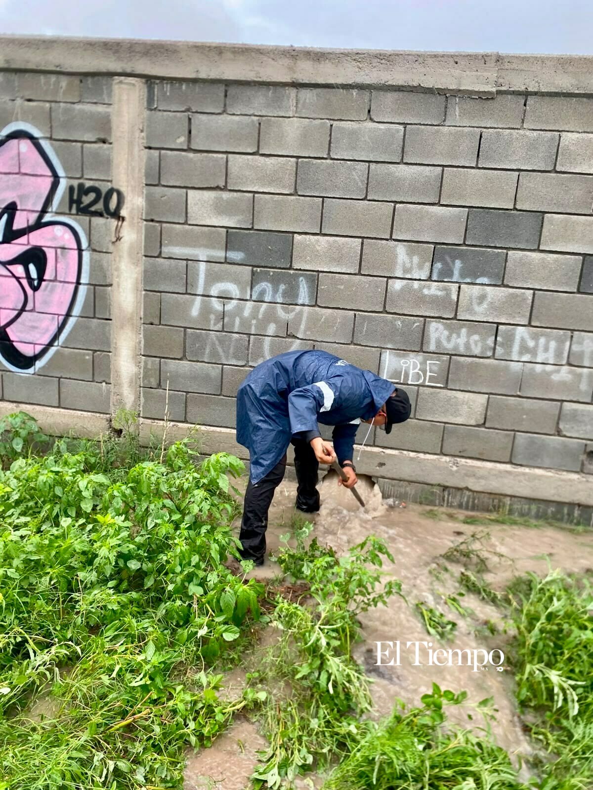 AIC refuerza labores de auxilio tras las lluvias en Castaños; apoyan a familias y automovilistas