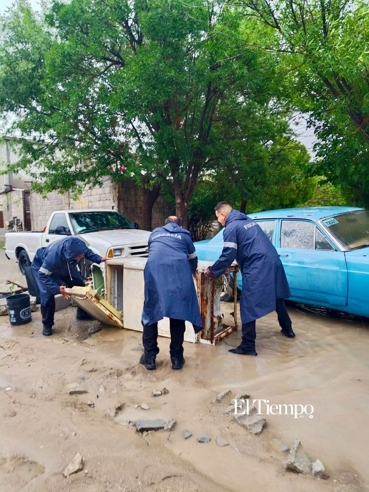 AIC refuerza labores de auxilio tras las lluvias en Castaños; apoyan a familias y automovilistas