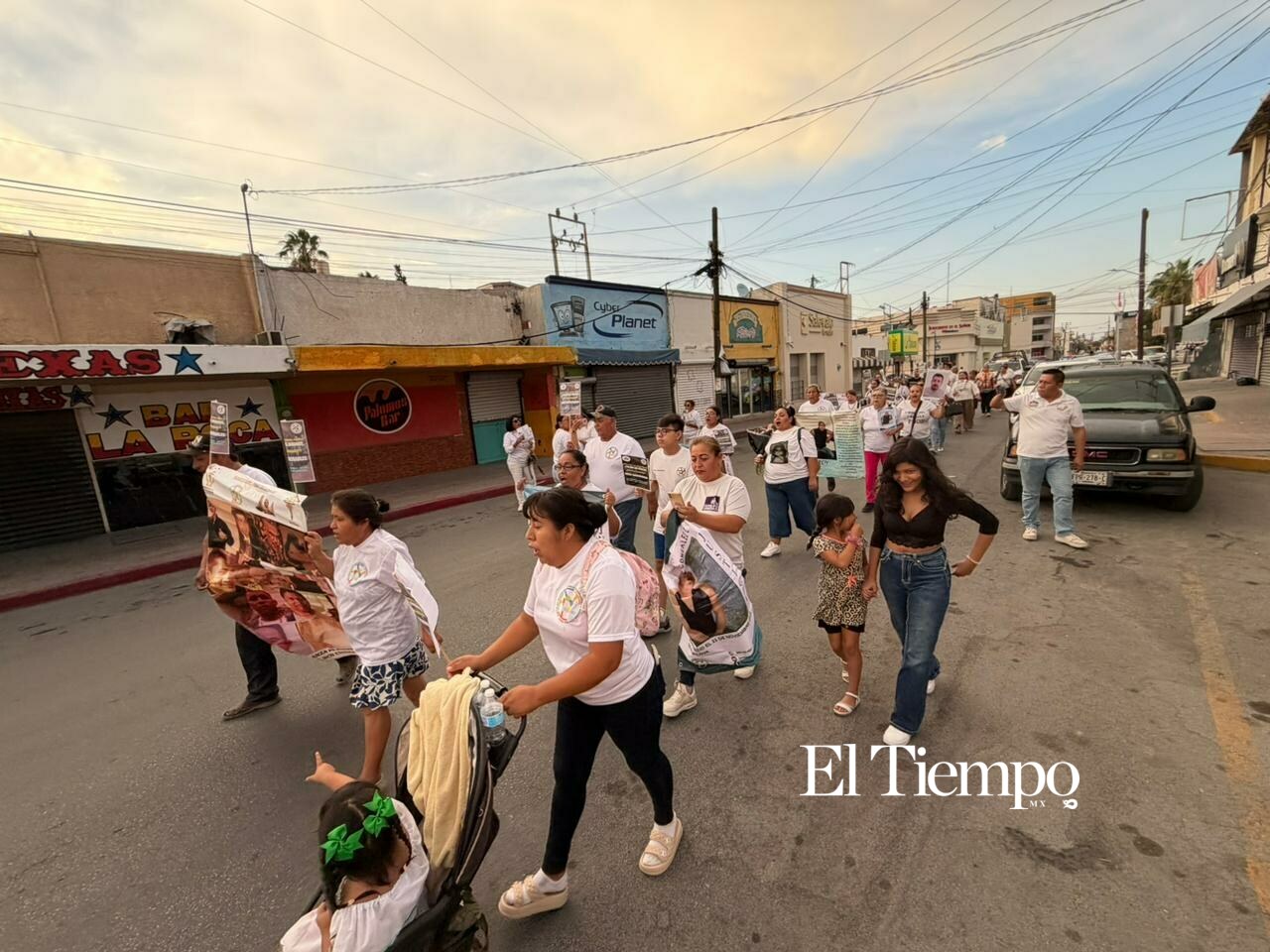 Marchan en Monclova por los desaparecidos y exigen no dejar de buscarlos