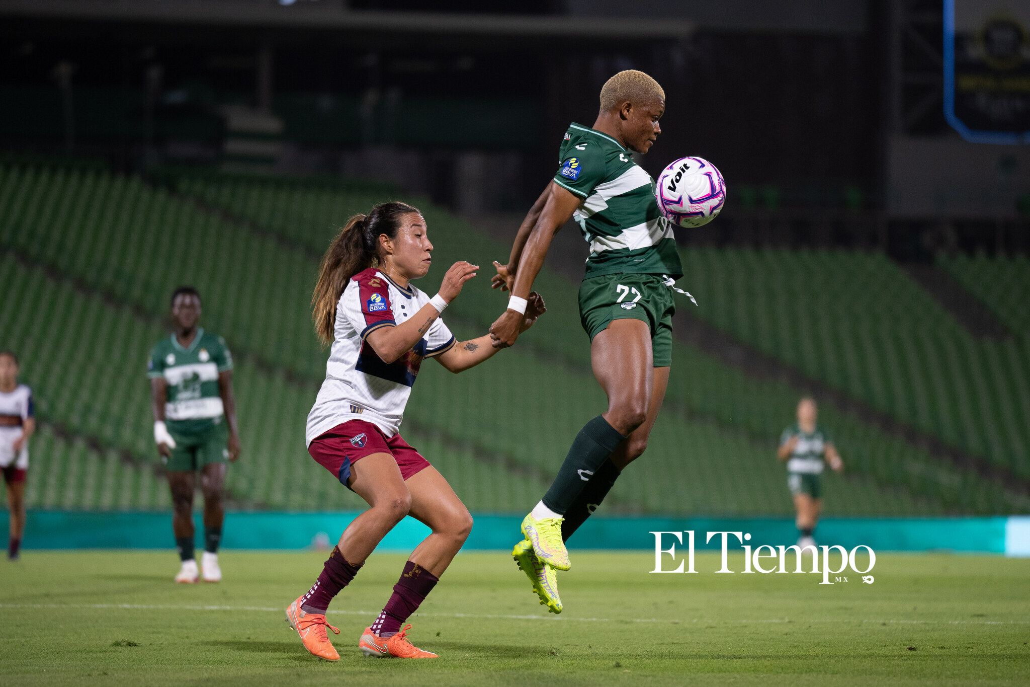 Santos Femenil vence 1-0 a Atlante y suma tres puntos en el Apertura 2026 - 22 Vivian Ikechukwu - 4 Vanessa Sánchez