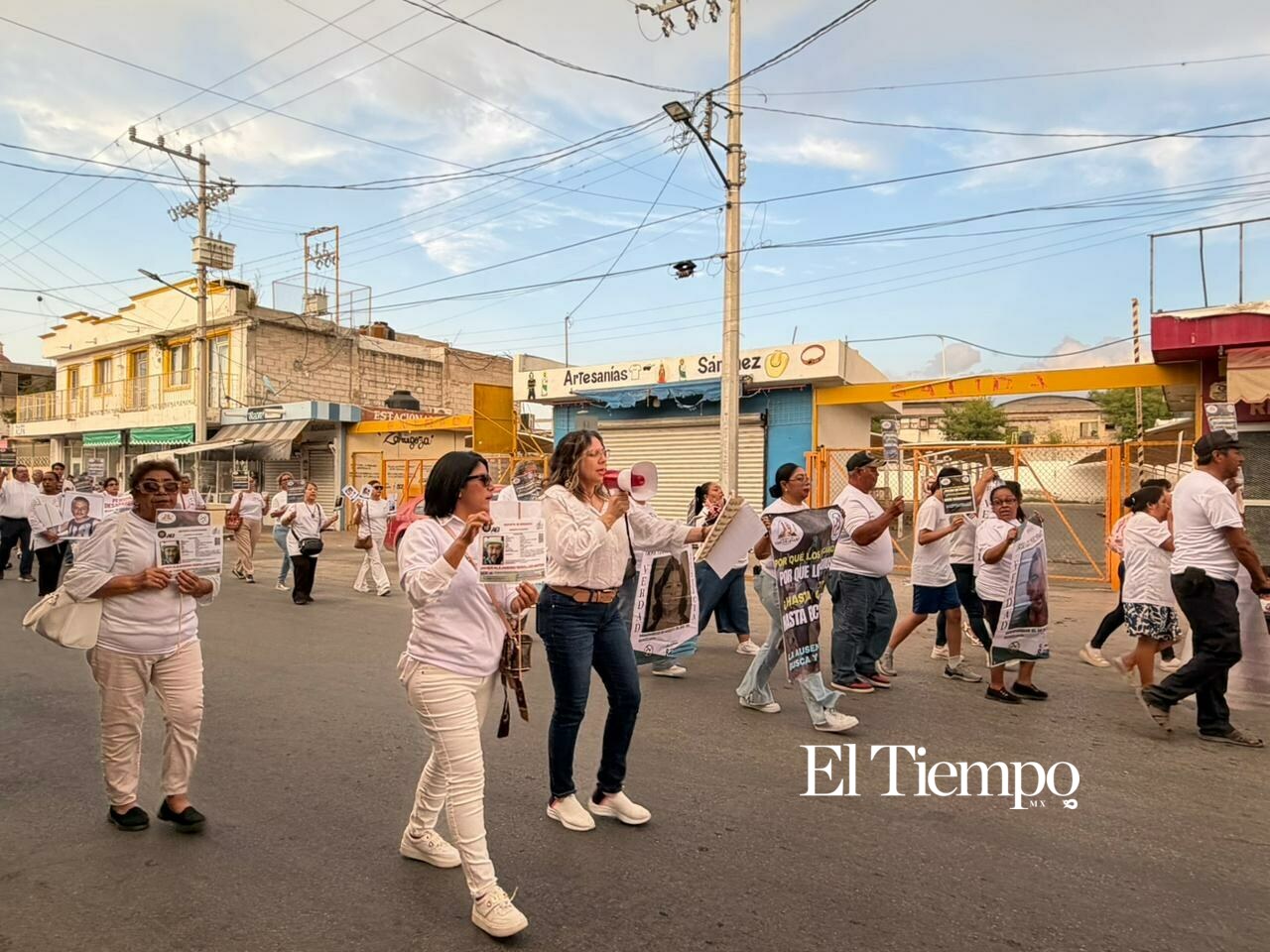 Marchan en Monclova por los desaparecidos y exigen no dejar de buscarlos