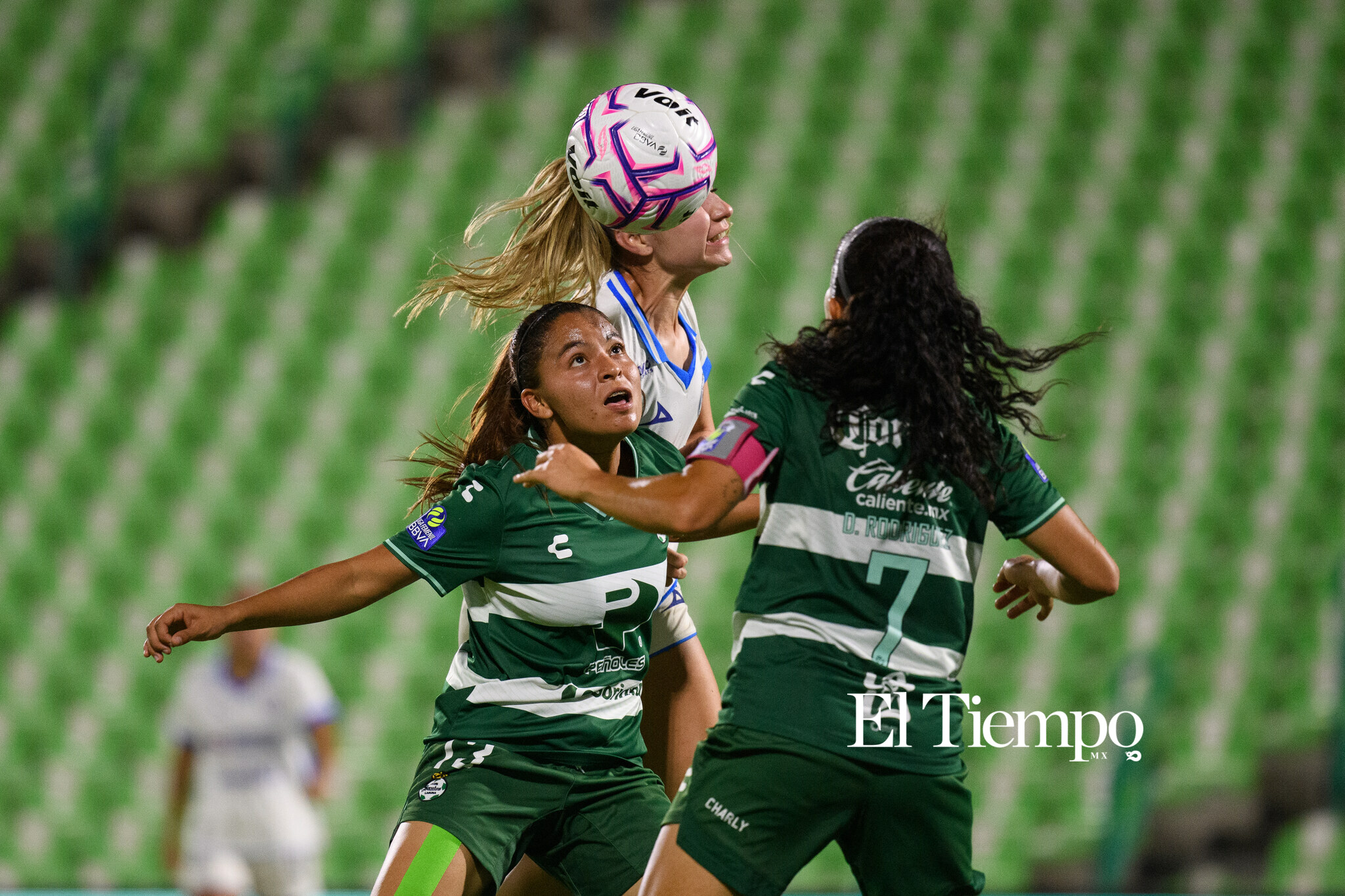 Santos Laguna vs Cruz Azul | Liga MX Femenil — Jornada 8

#LigaMXFemenil #Jornada8 #SantosFemenil #SantosLaguna #CruzAzulFemenil #CruzAzul #FutbolFemenil #FutbolFemenino #Soccer #Jugadoras #NikonMX #Torreon #FutbolMexicano #FotografiaDeportiva #WomenInSoccer