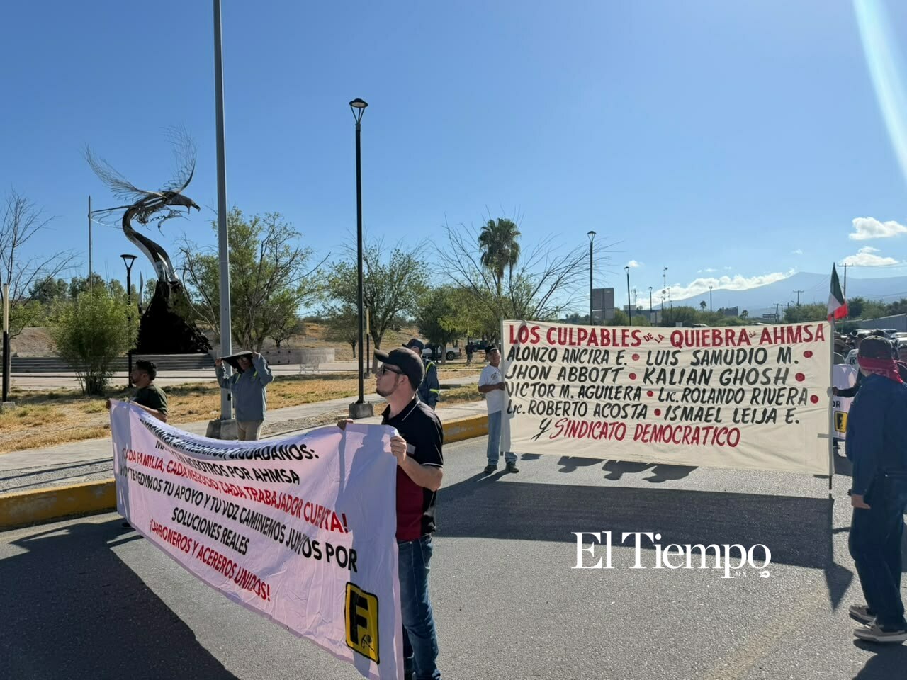 💢Así se vivió la marcha pacífica de los obreros de AHMSA en Monclova