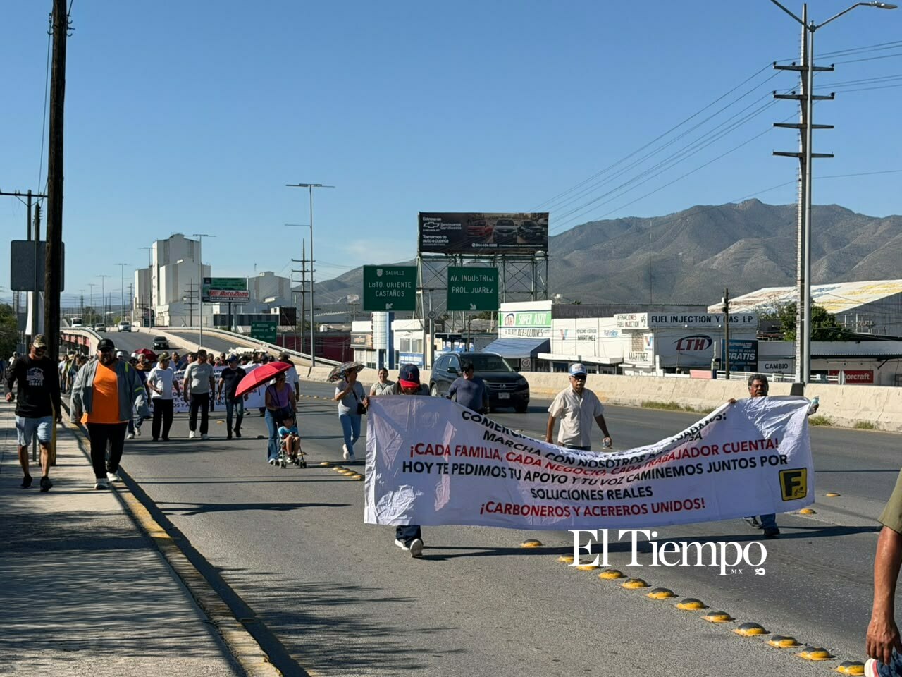 💢Así se vivió la marcha pacífica de los obreros de AHMSA en Monclova