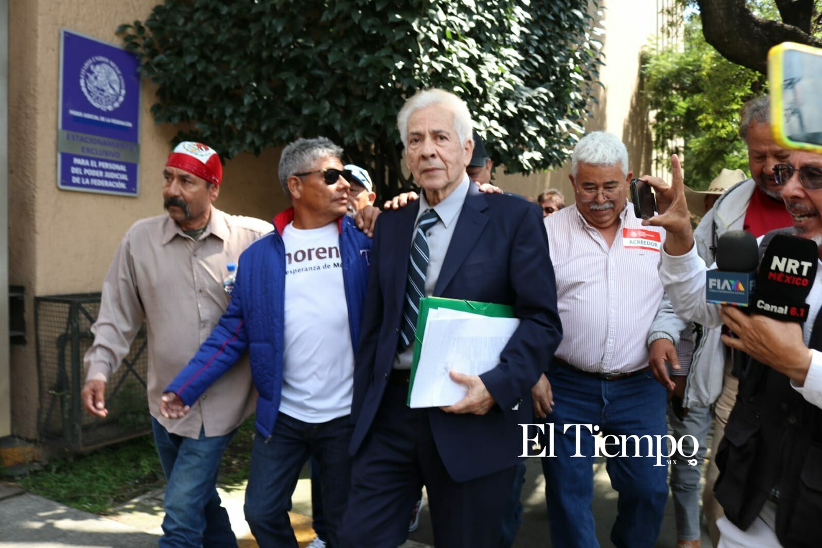 Momentos donde va saliendo el nuevo dueño de AHMSA
