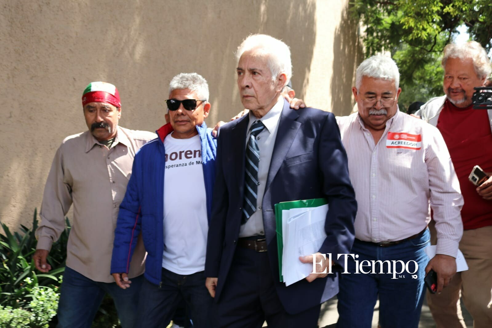 Momentos donde va saliendo el nuevo dueño de AHMSA