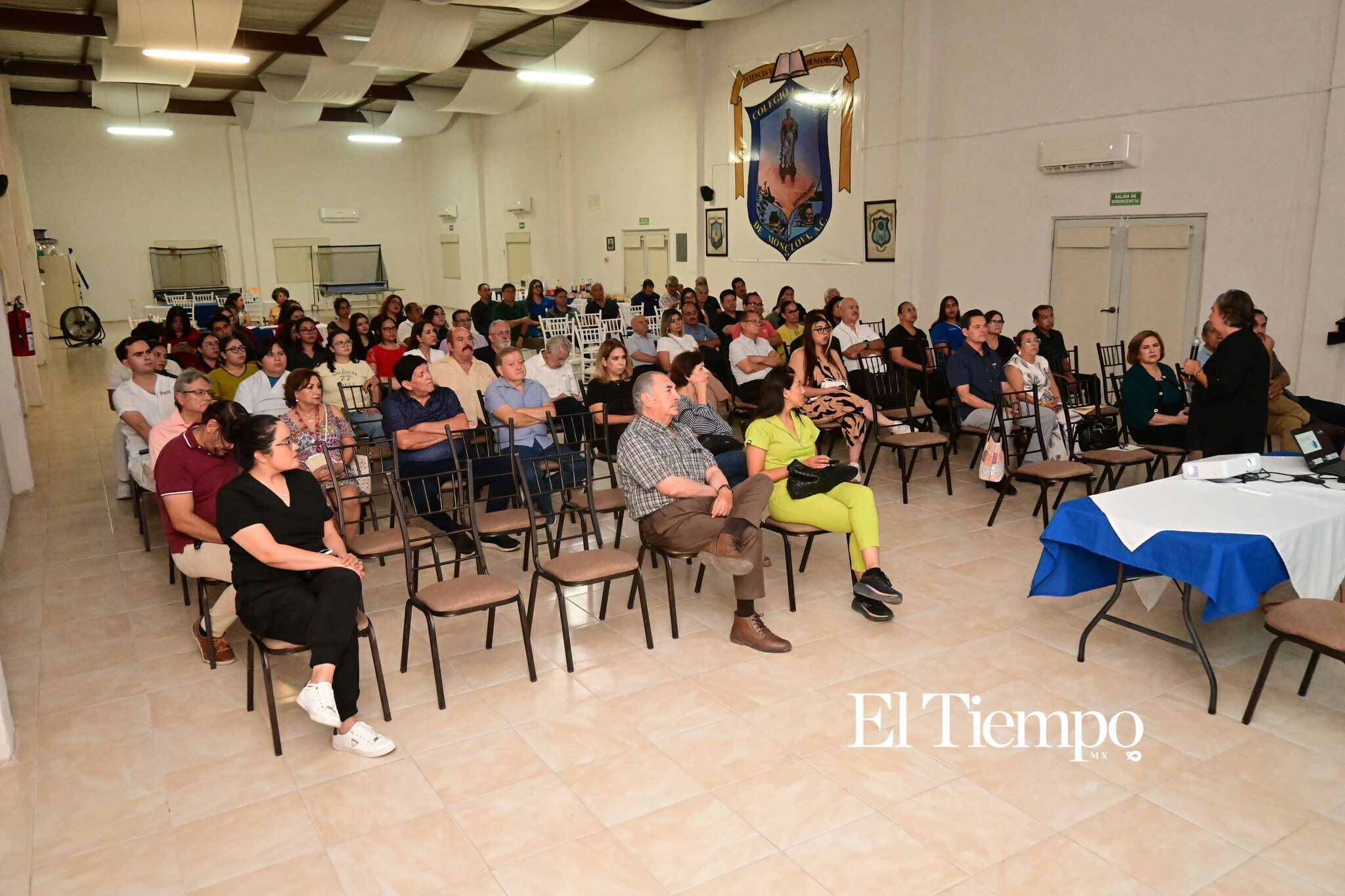 Actualizan conocimientos médicos sobre genética clínica