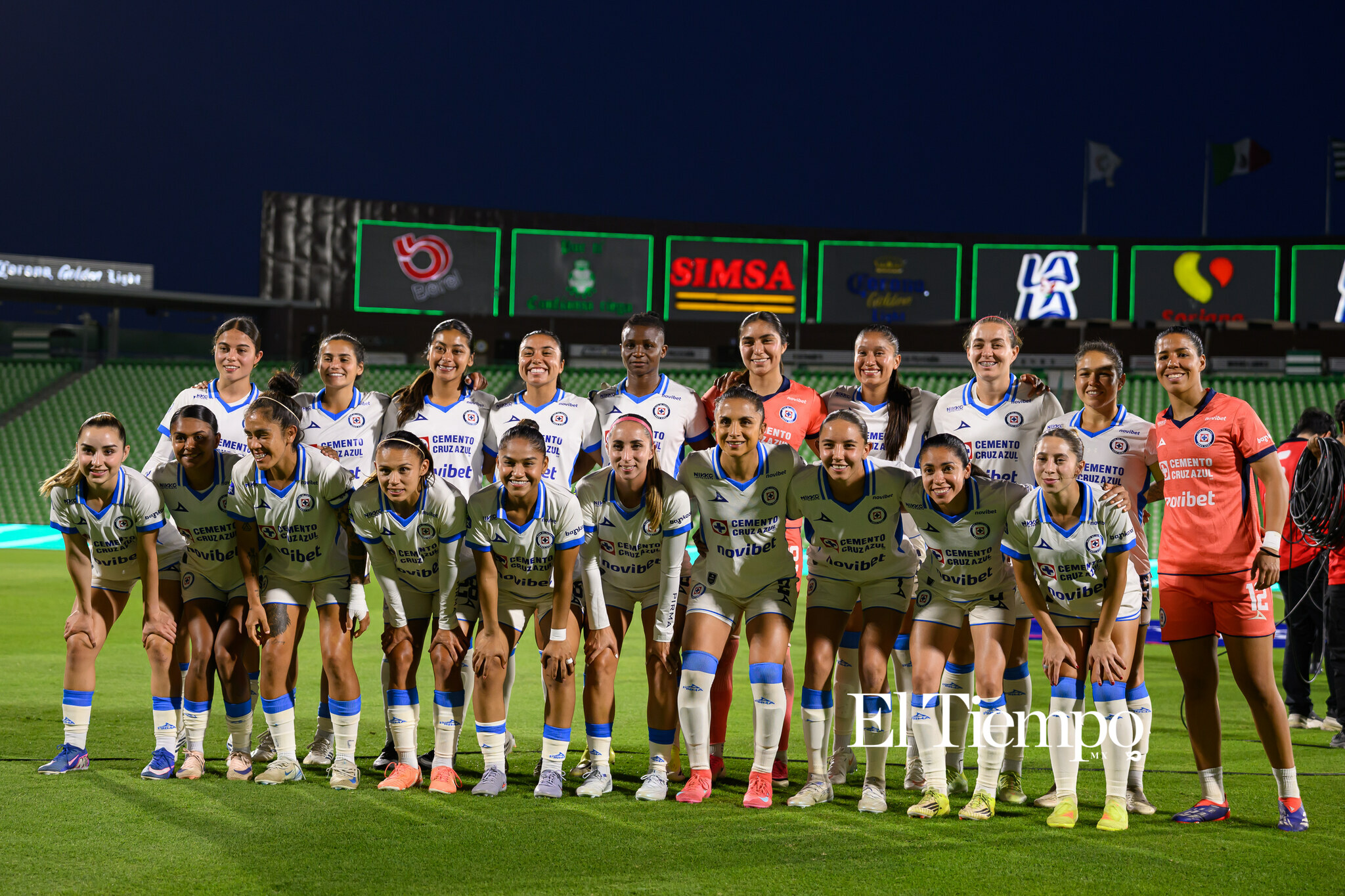 Santos Laguna vs Cruz Azul | Liga MX Femenil — Jornada 8

#LigaMXFemenil #Jornada8 #SantosFemenil #SantosLaguna #CruzAzulFemenil #CruzAzul #FutbolFemenil #FutbolFemenino #Soccer #Jugadoras #NikonMX #Torreon #FutbolMexicano #FotografiaDeportiva #WomenInSoccer