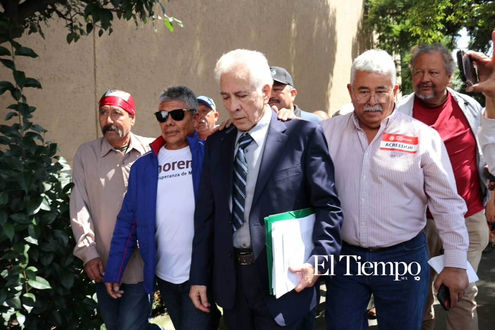 Momentos donde va saliendo el nuevo dueño de AHMSA