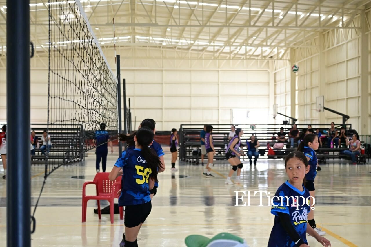 Galería fotográfica: 🏐 ¡Arranca la Copa de Voleibol El Tiempo en Monclova!