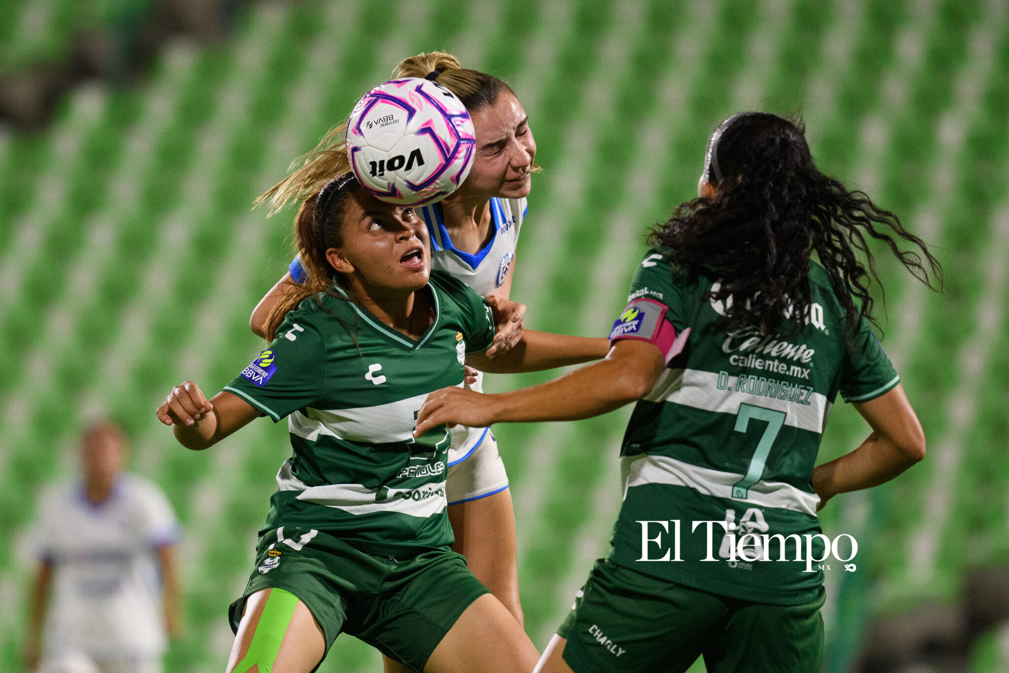 Santos Laguna vs Cruz Azul | Liga MX Femenil — Jornada 8

#LigaMXFemenil #Jornada8 #SantosFemenil #SantosLaguna #CruzAzulFemenil #CruzAzul #FutbolFemenil #FutbolFemenino #Soccer #Jugadoras #NikonMX #Torreon #FutbolMexicano #FotografiaDeportiva #WomenInSoccer