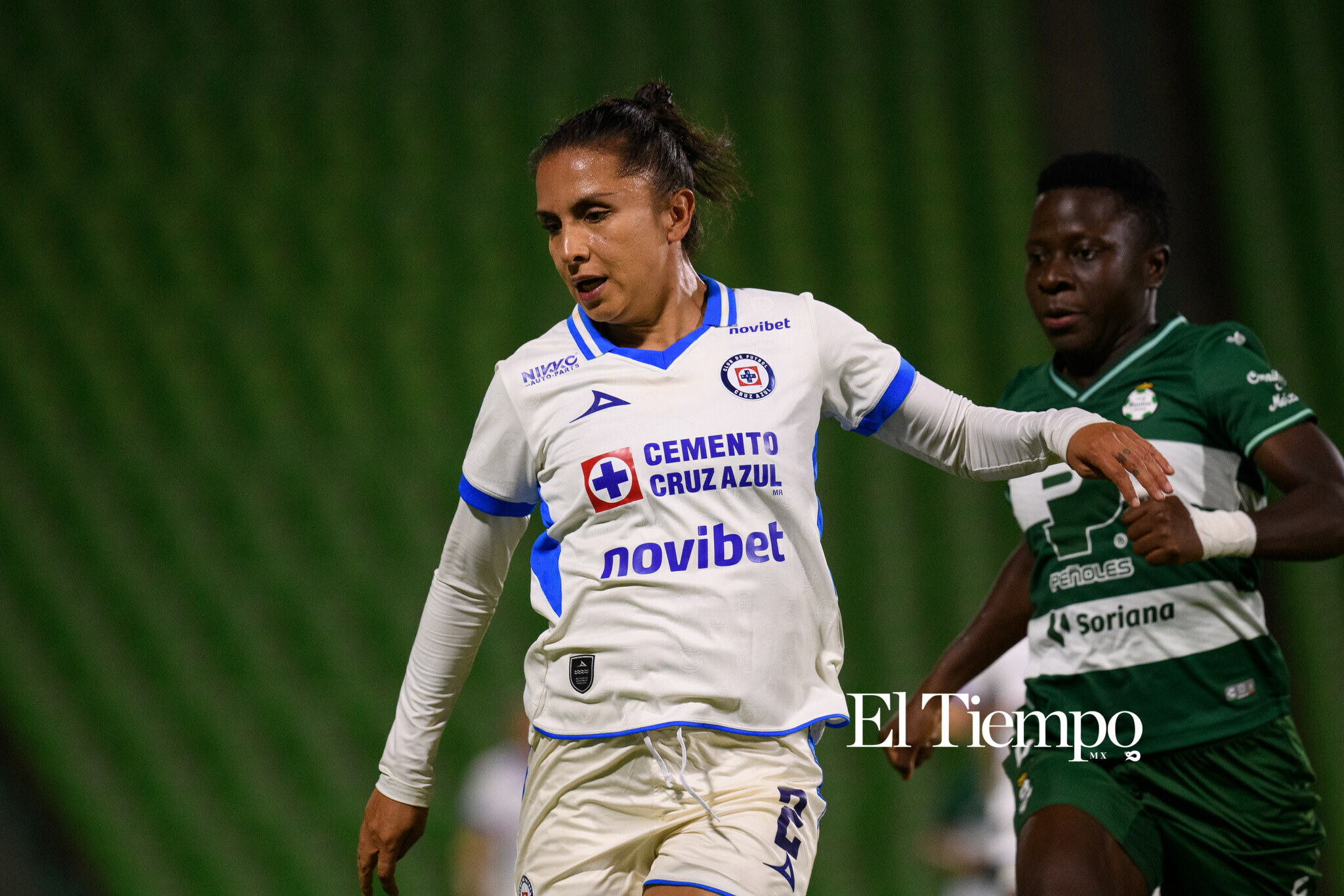 Santos Laguna vs Cruz Azul | Liga MX Femenil — Jornada 8

#LigaMXFemenil #Jornada8 #SantosFemenil #SantosLaguna #CruzAzulFemenil #CruzAzul #FutbolFemenil #FutbolFemenino #Soccer #Jugadoras #NikonMX #Torreon #FutbolMexicano #FotografiaDeportiva #WomenInSoccer