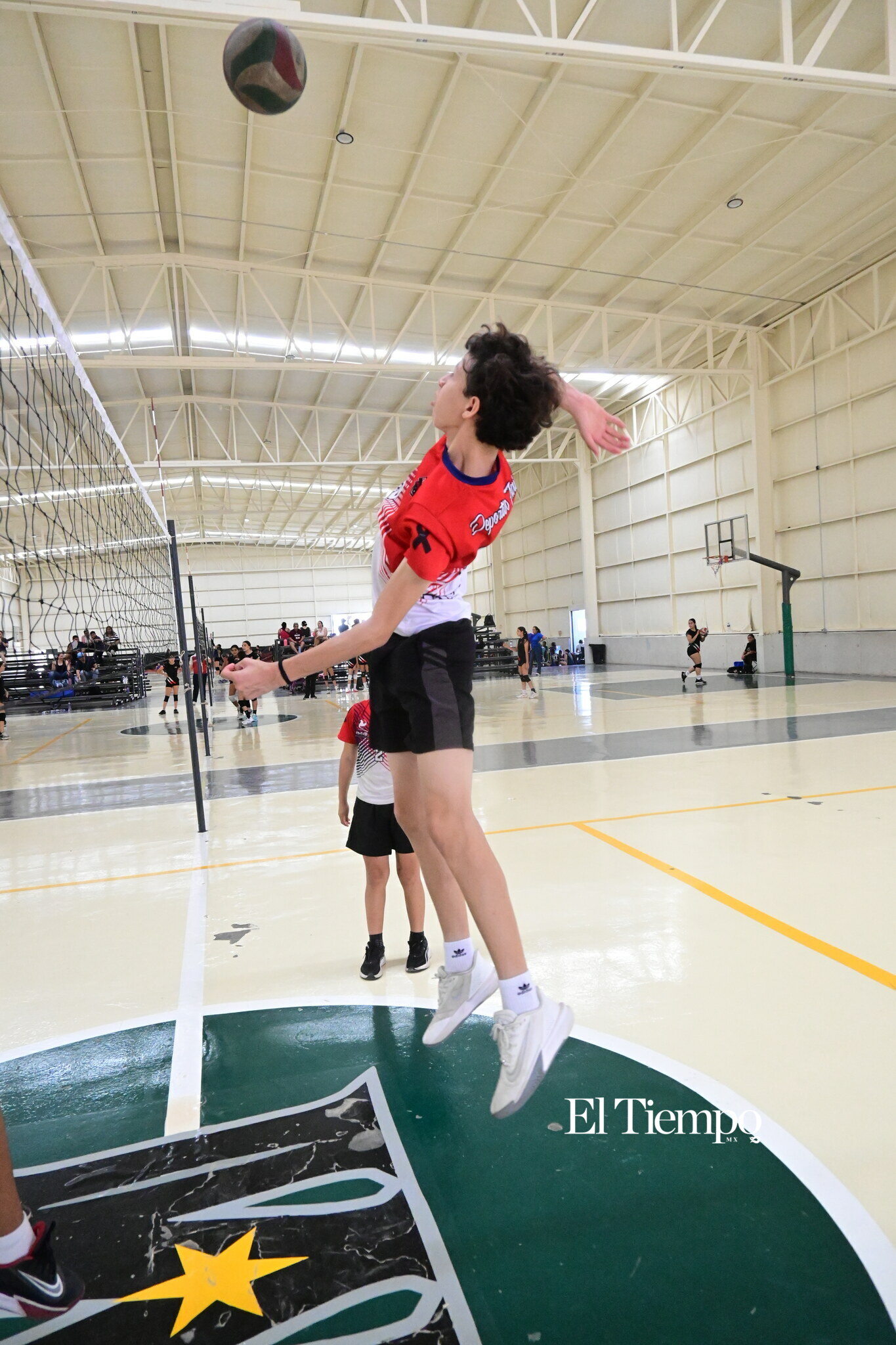 🏐🔥 ¡El Torneo de Voleibol de El Tiempo sigue con todo!