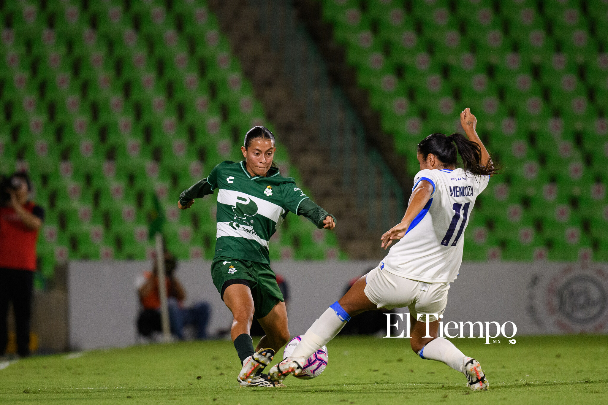 Santos Laguna vs Cruz Azul | Liga MX Femenil — Jornada 8

#LigaMXFemenil #Jornada8 #SantosFemenil #SantosLaguna #CruzAzulFemenil #CruzAzul #FutbolFemenil #FutbolFemenino #Soccer #Jugadoras #NikonMX #Torreon #FutbolMexicano #FotografiaDeportiva #WomenInSoccer