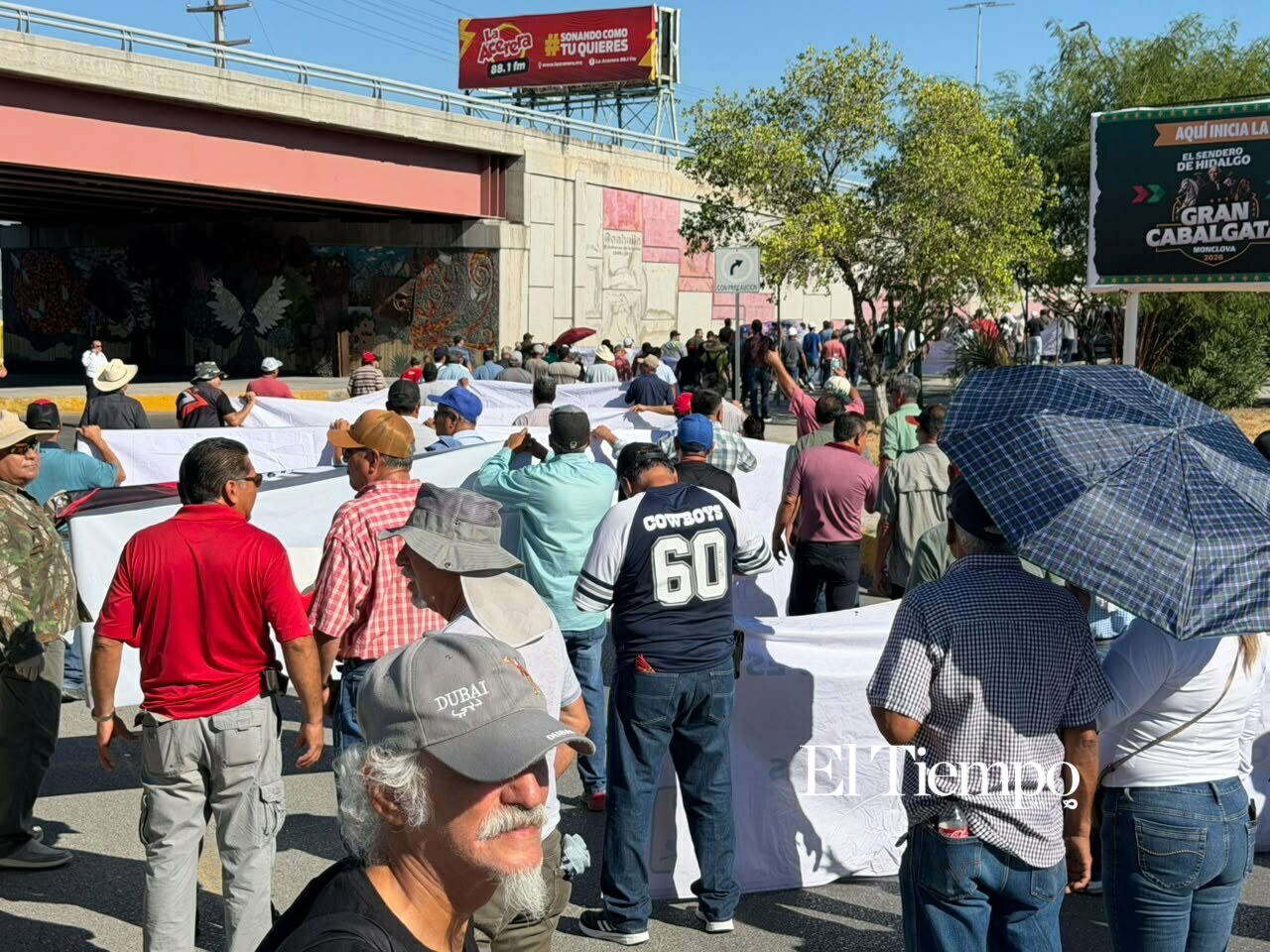 💢Así se vivió la marcha pacífica de los obreros de AHMSA en Monclova