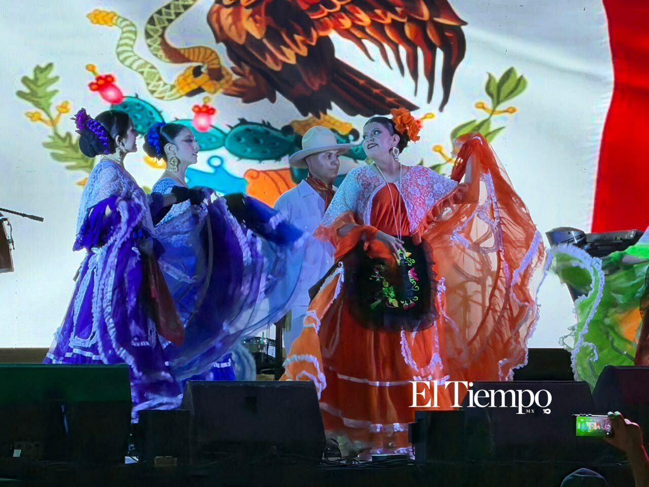 Presentaciones artísticas y culturales, previo al grito de independencia en la ciudad de Monclova, Coahuila.