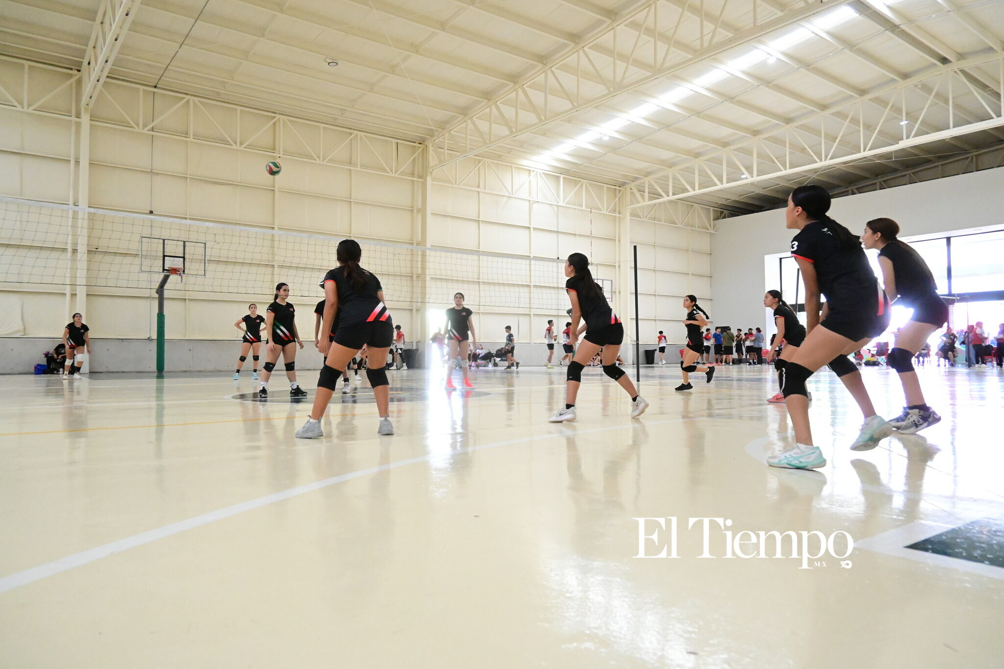 🏐🔥 ¡El Torneo de Voleibol de El Tiempo sigue con todo!