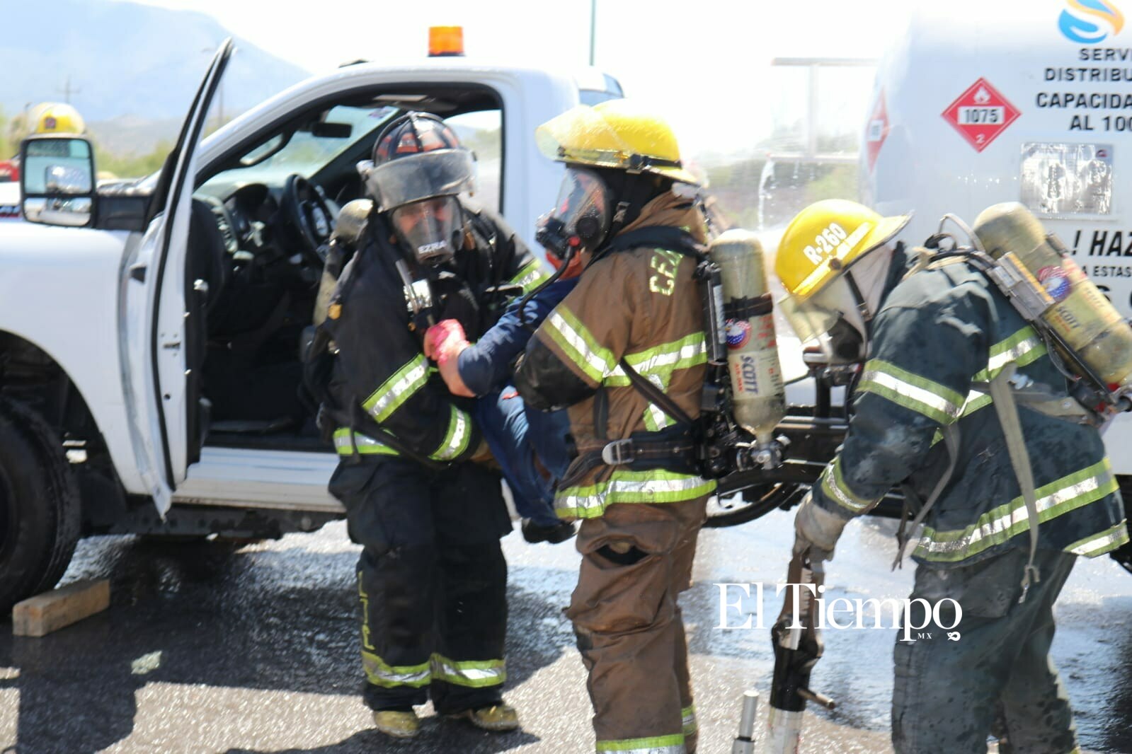 Simulacro recrea choque de pipa de gas y tráiler en Monclova