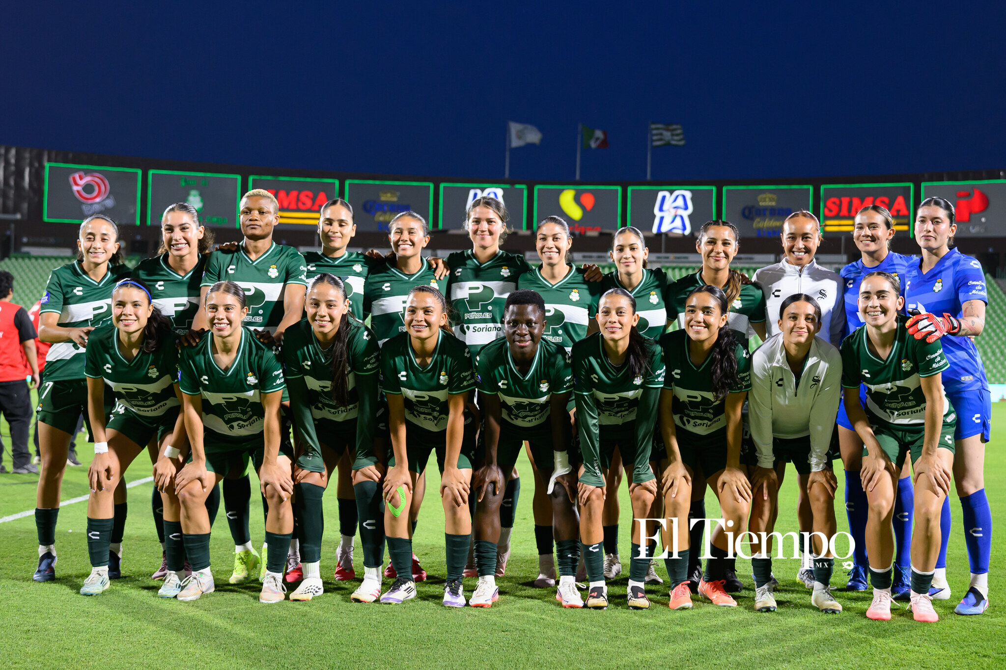 Santos Laguna vs Cruz Azul | Liga MX Femenil — Jornada 8

#LigaMXFemenil #Jornada8 #SantosFemenil #SantosLaguna #CruzAzulFemenil #CruzAzul #FutbolFemenil #FutbolFemenino #Soccer #Jugadoras #NikonMX #Torreon #FutbolMexicano #FotografiaDeportiva #WomenInSoccer