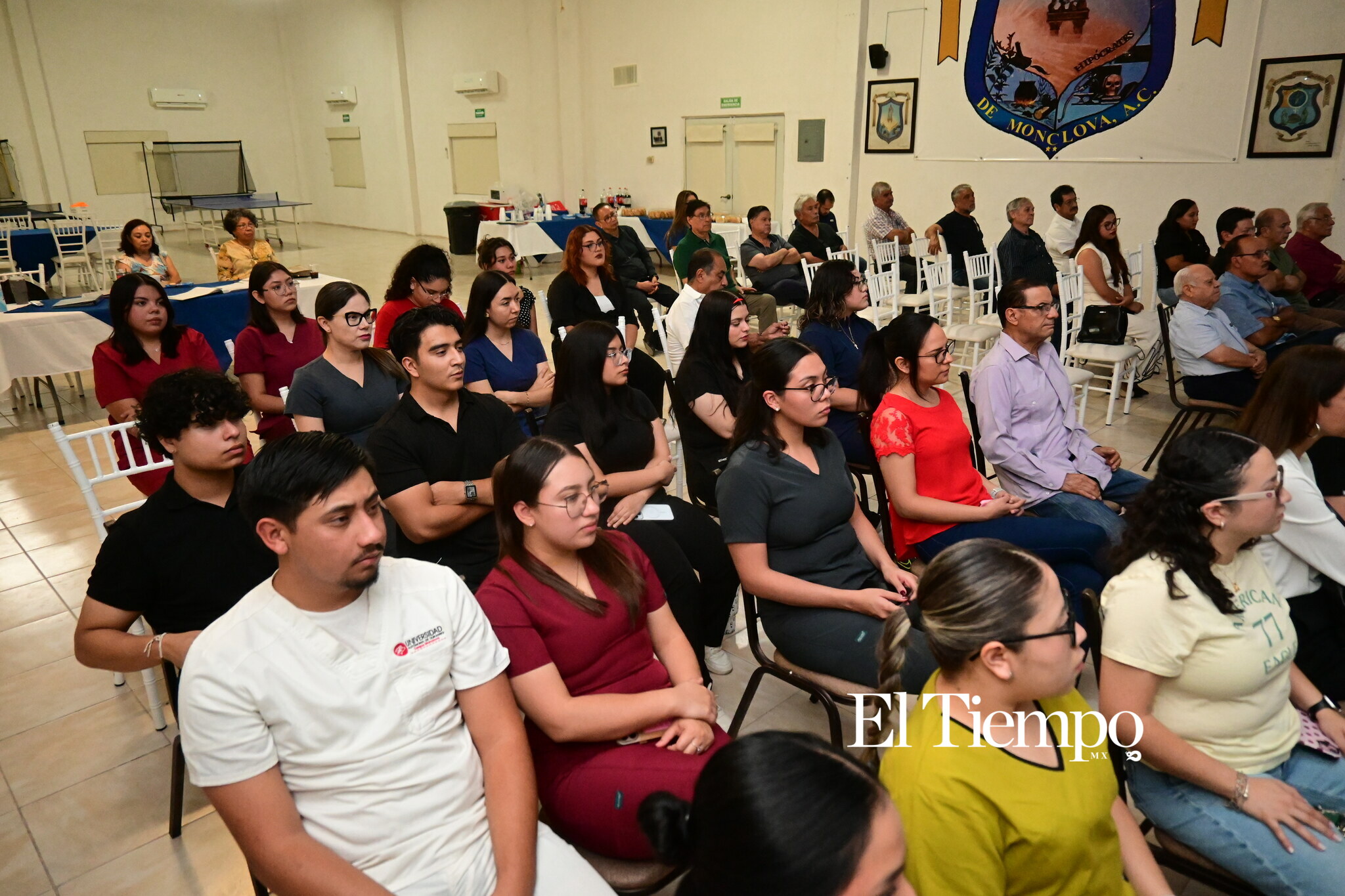 Actualizan conocimientos médicos sobre genética clínica