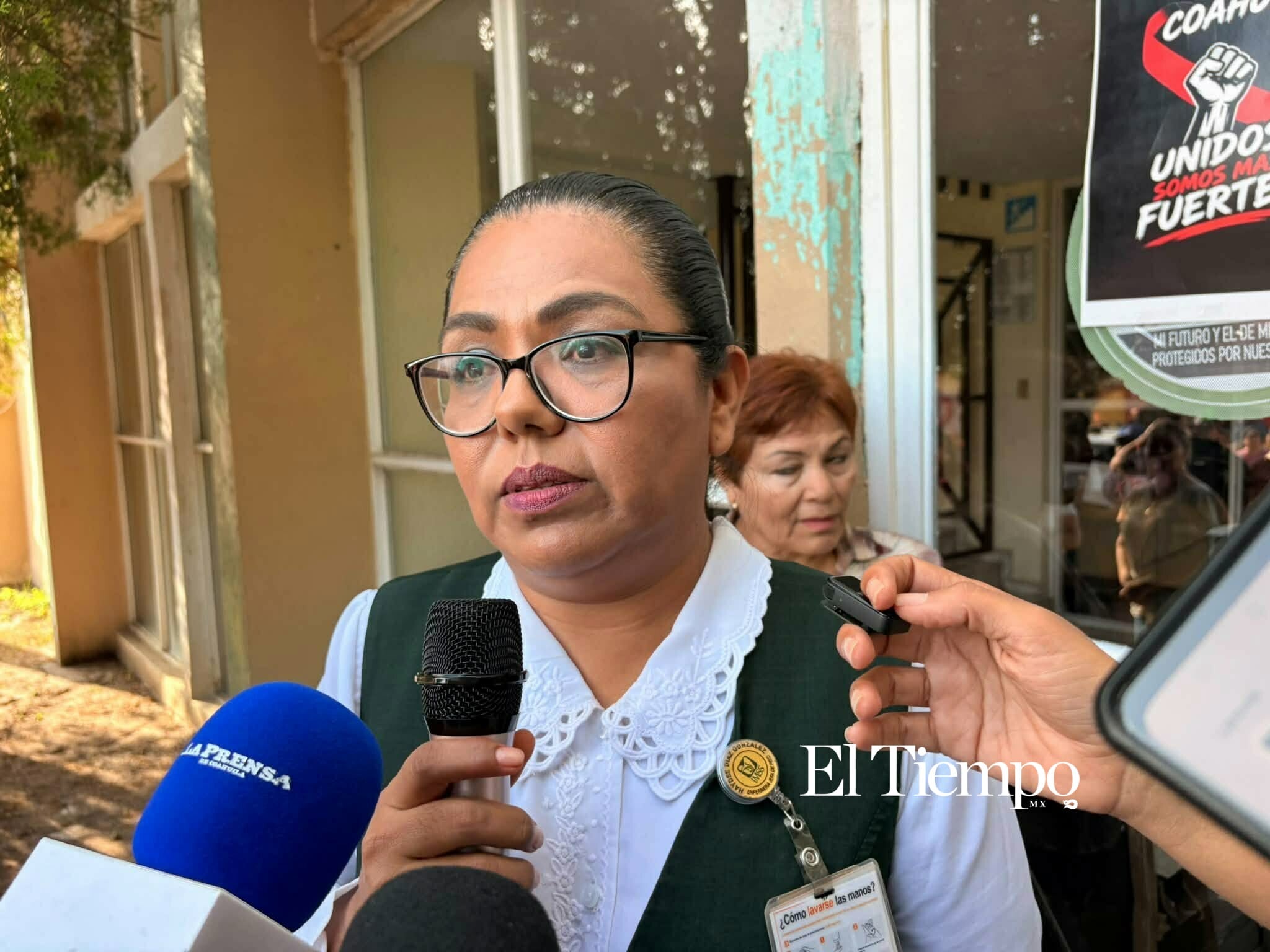 Manifestacion de trabajadores del IMSS de la clínica 7 en Monclova