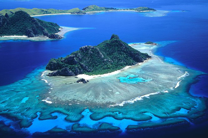 Terremoto de 8.1 grados golpea las islas Fiji; podría provocar un tsunami
