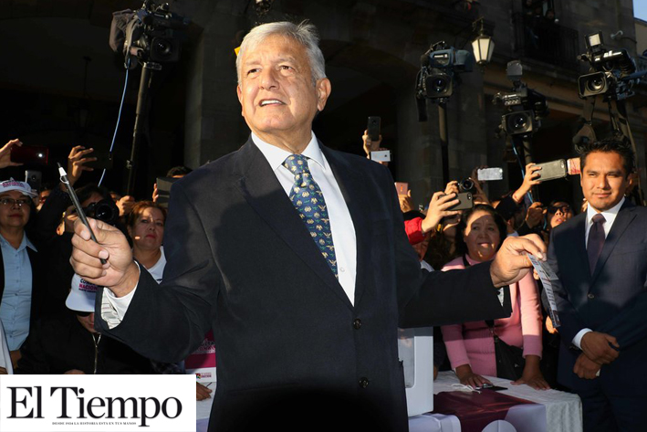 Consulta estuvo bien, sólo corruptos quieren que se cancele: AMLO
