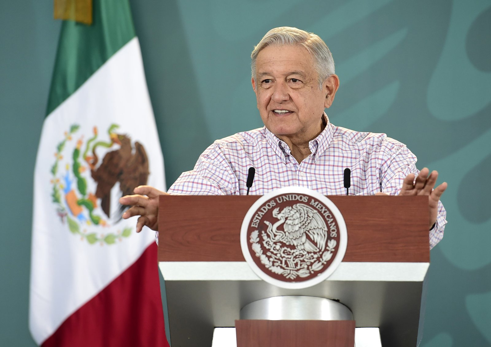  Advierte AMLO con enjuiciamiento para AHMSA si no pagan reparación por caso Agro Nitrogenados