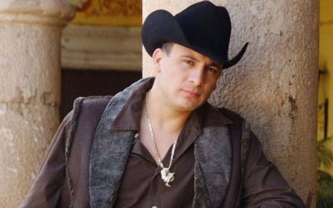 Hoy hace 14 años, Valentín Elizalde entraba a cantar al último palenque: El cantante se convirtió rápidamente en el ídolo de las masas por su manera tan peculiar de cantar.