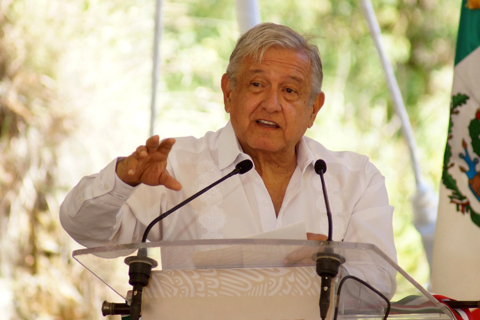 VIRAL: AMLO da positivo a COVID-19 y las redes se dividen: Algunos usuarios le desearon fortaleza y otros lo criticaron por su postura ante la pandemia