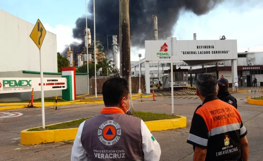 Pemex confirma 6 heridos tras incendio en refinería Lázaro Cárdenas en Veracruz: El fuego todavía no ha podido ser controlado