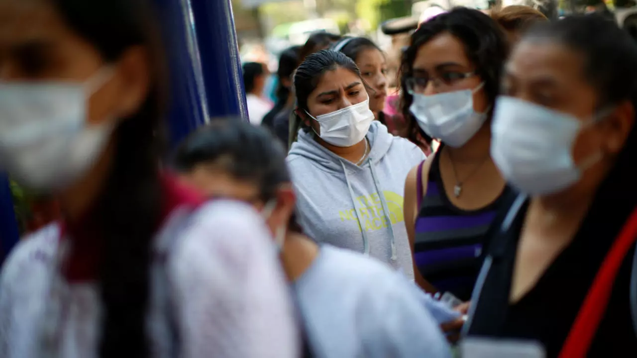 Reporta Ssa 213,048 defunciones confirmadas por COVID-19 en México